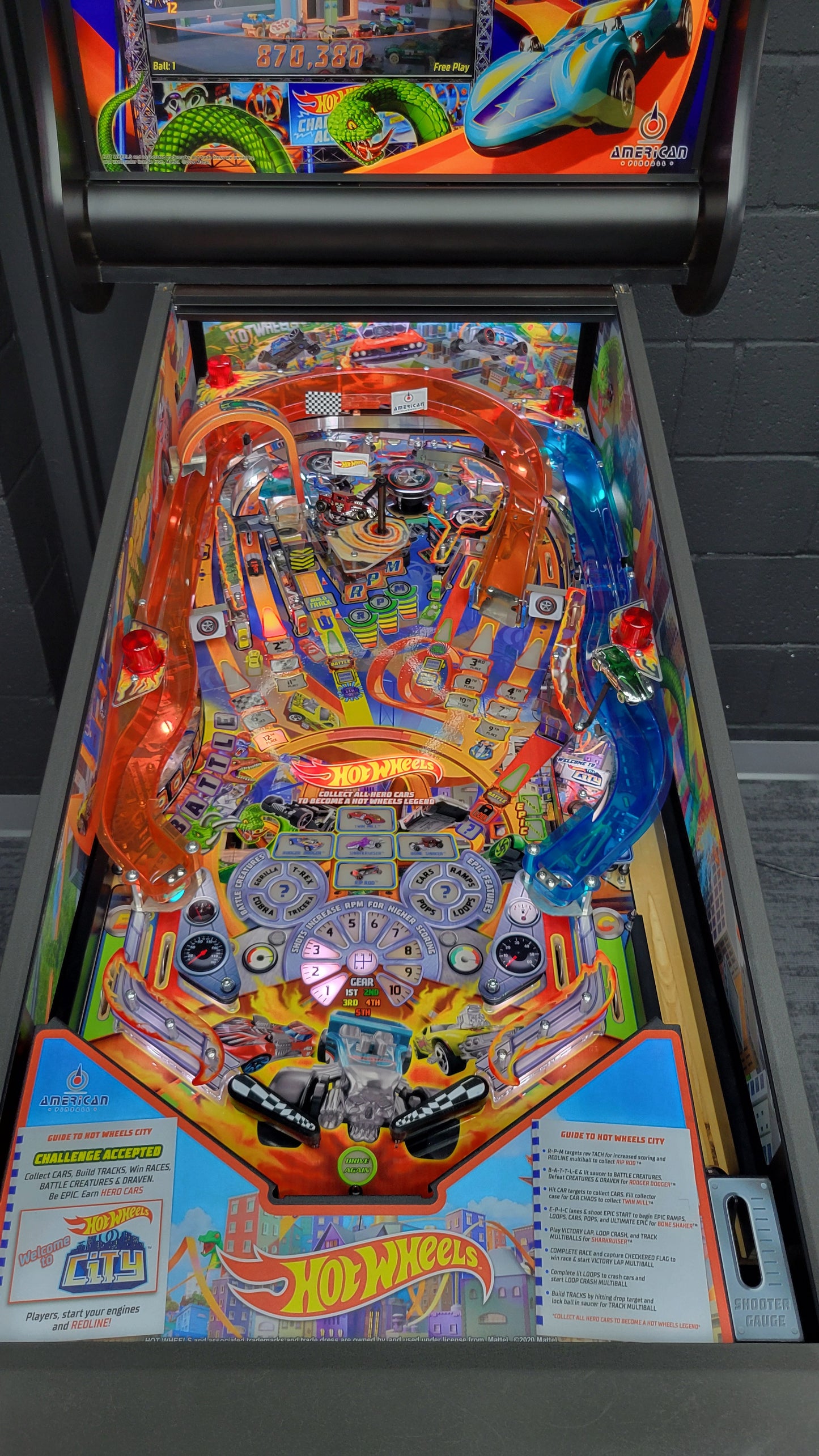 Hot Wheels Deluxe Pinball by American Pinball
