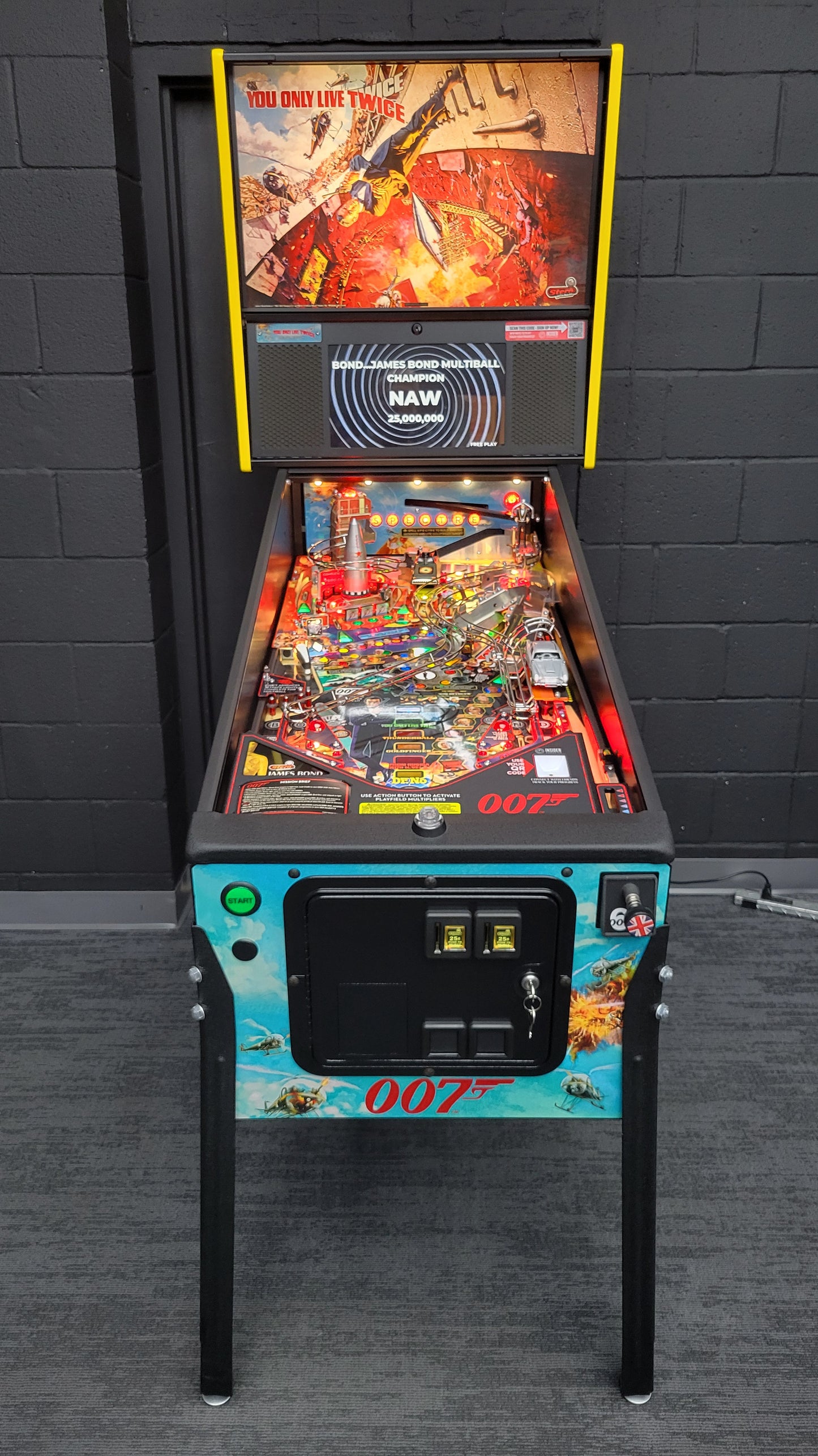 James Bond 007 Premium HUO