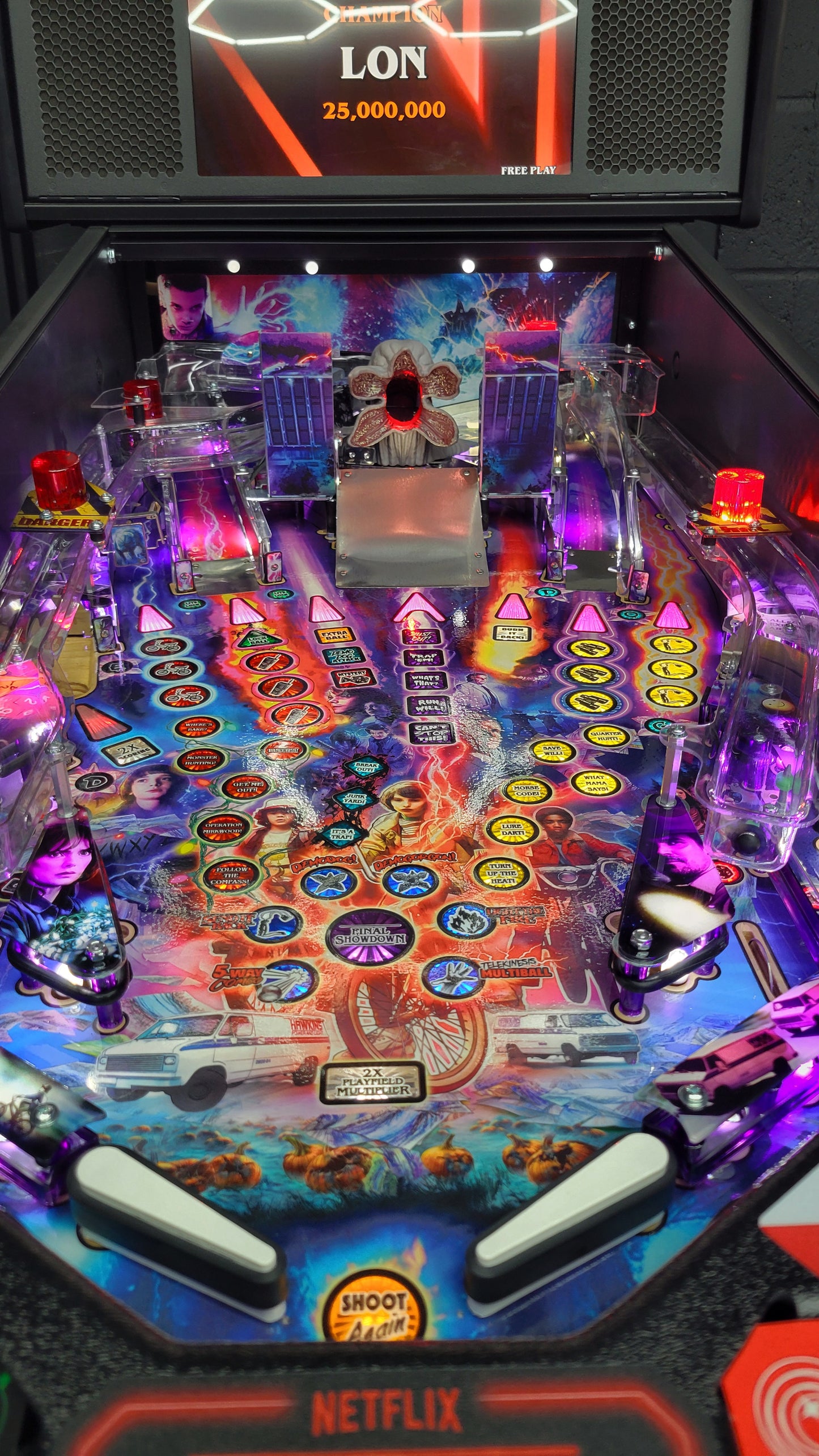 Stern Stranger Things Pro Pinball