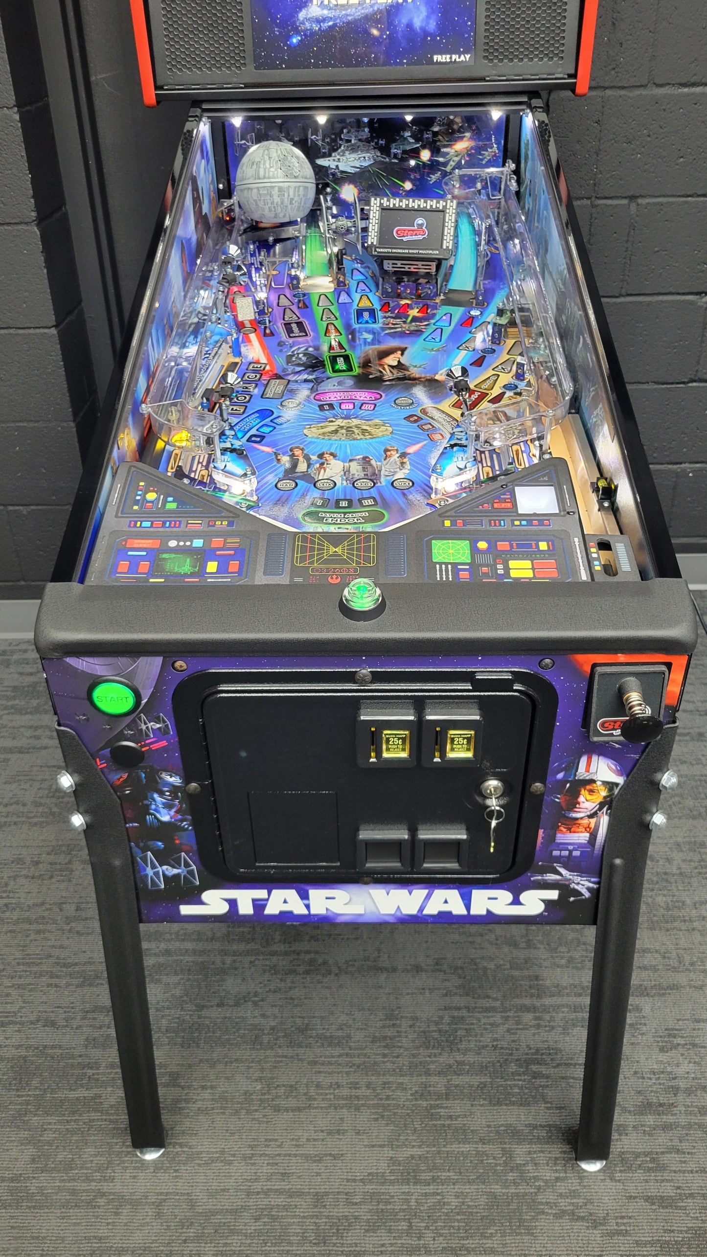 Stern Star Wars Pro HUO Pinball