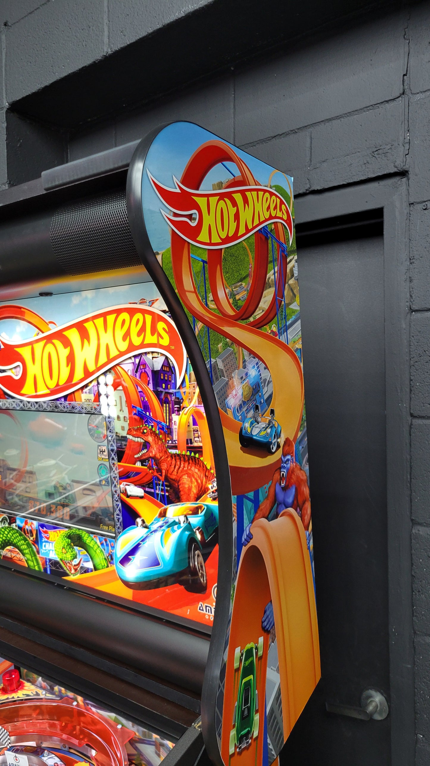 Hot Wheels Deluxe Pinball by American Pinball