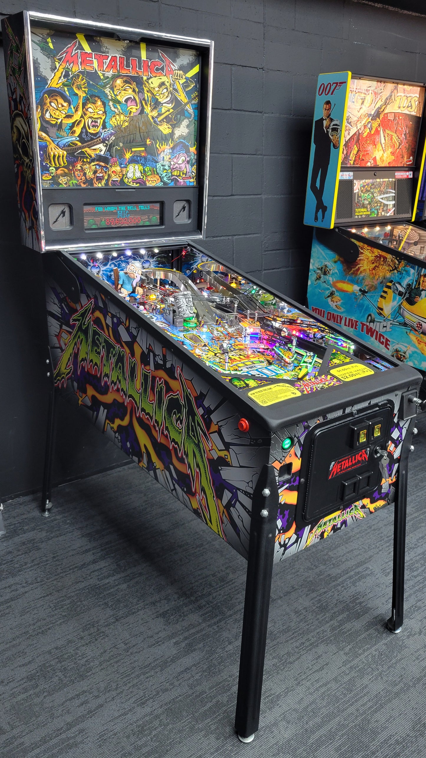 Stern Metallica Premium HUO Pinball