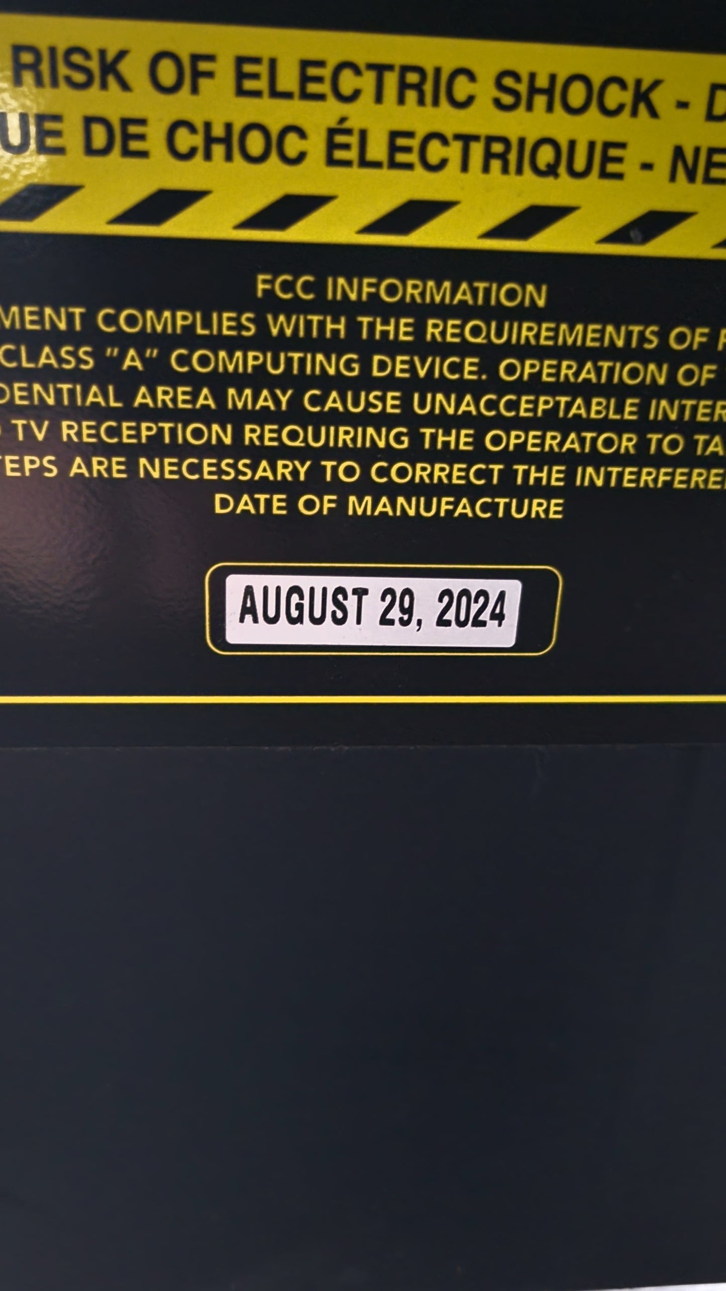 Stern Mandalorian Pro Pinball with Topper