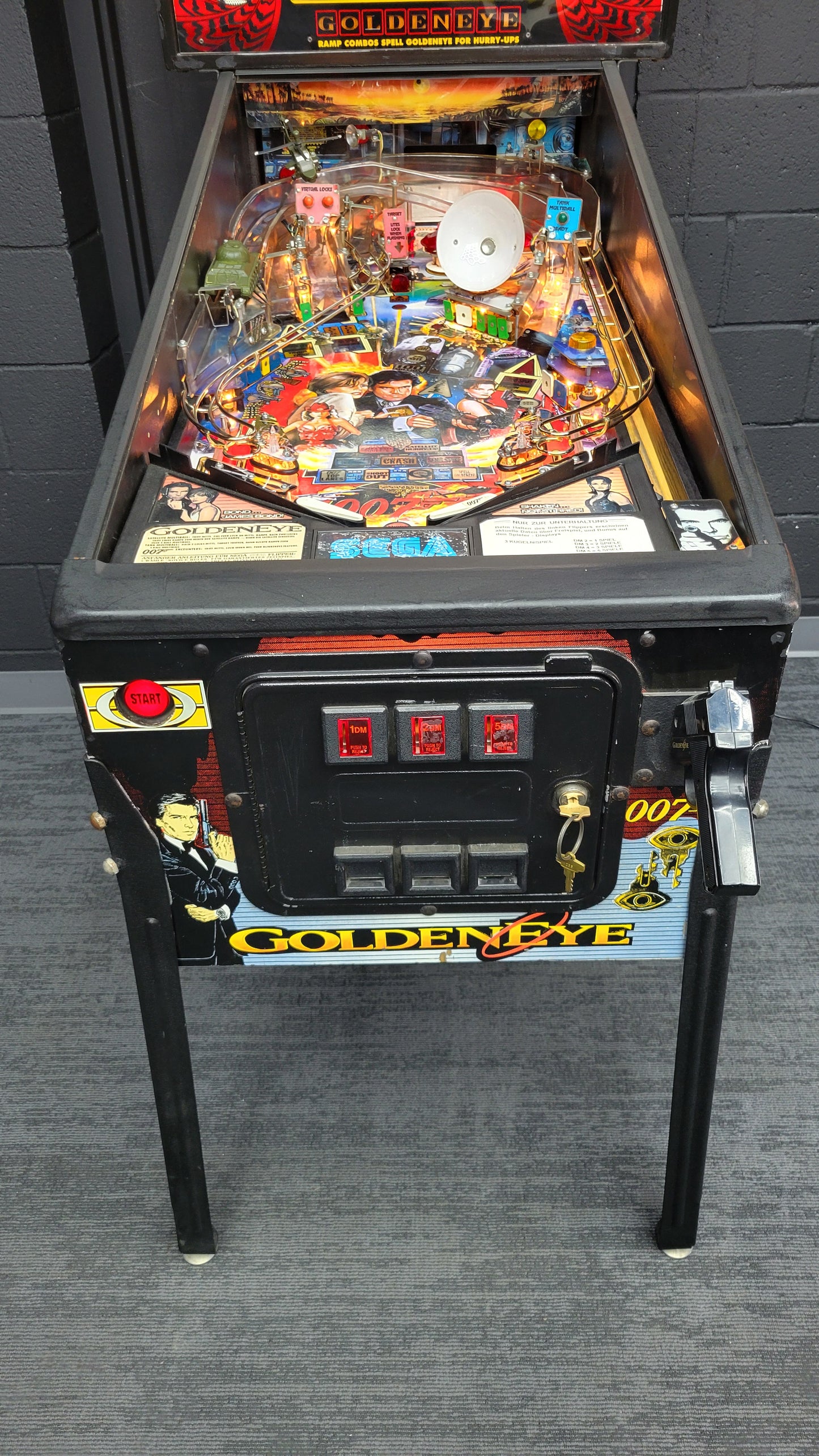 Sega Goldeneye 007 Pinball
