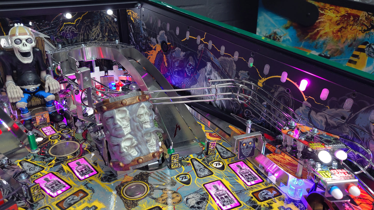 Stern Metallica Remastered Premium HUO Pinball