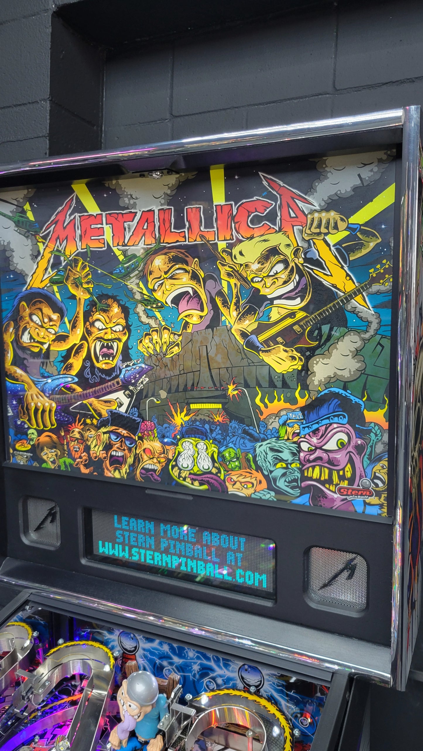 Stern Metallica Premium HUO Pinball