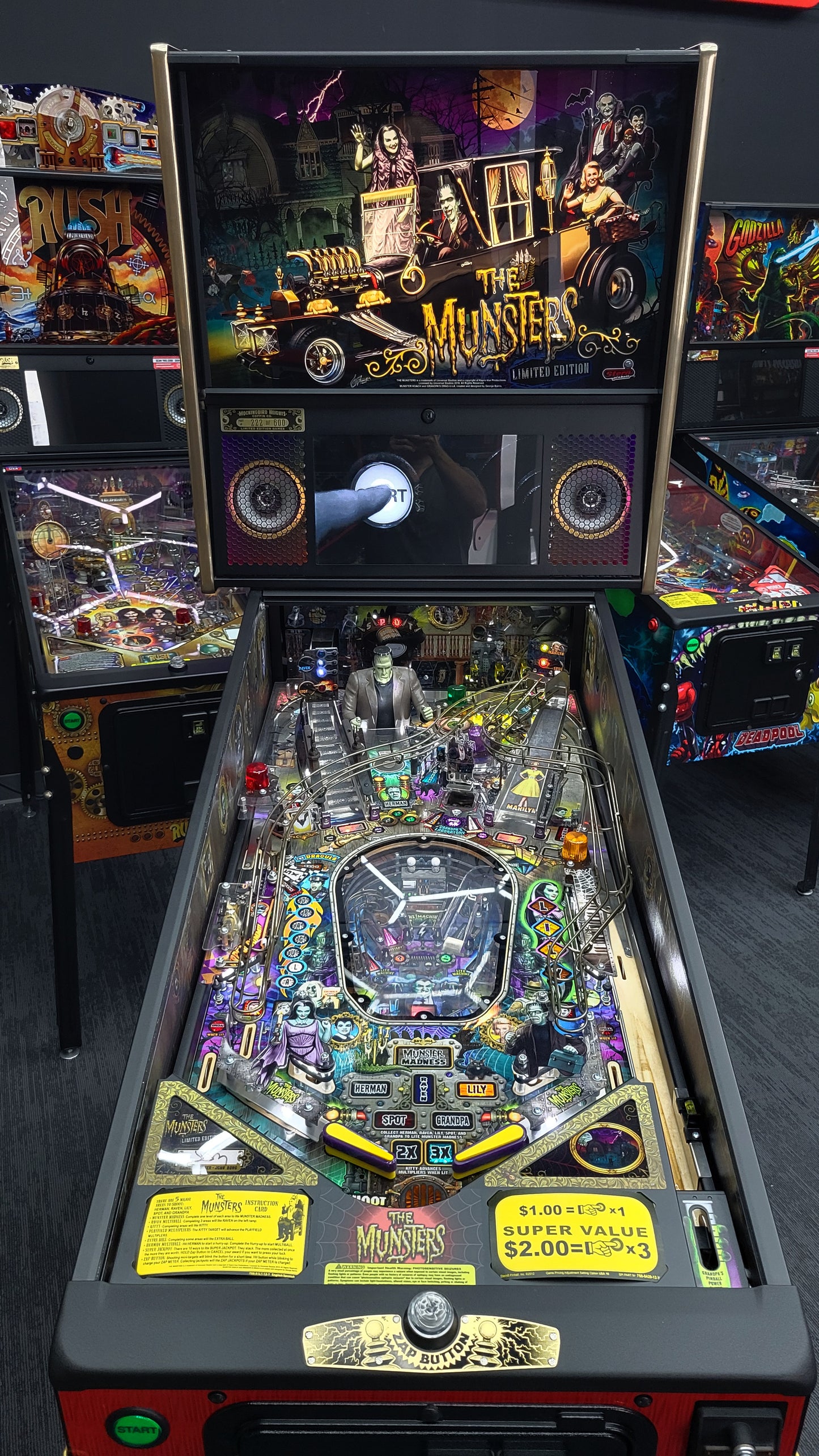 The Munsters LE by Stern