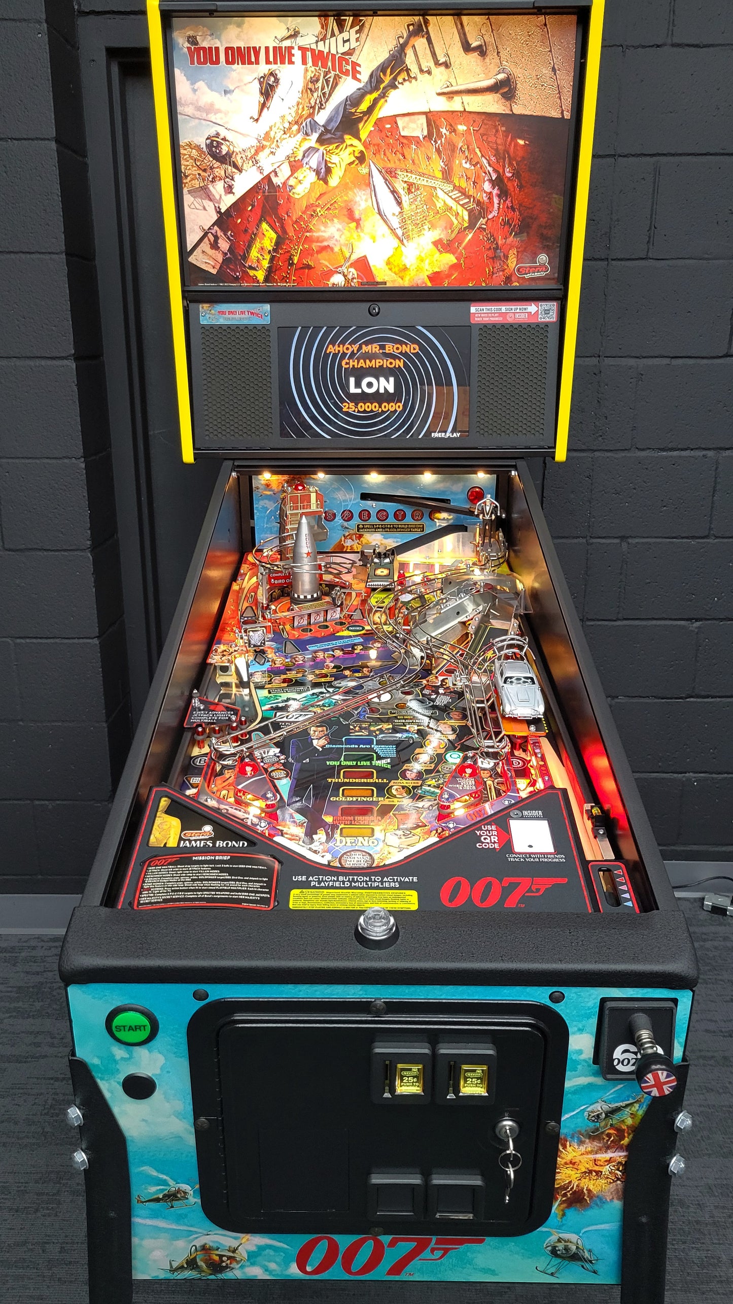 James Bond 007 Premium HUO