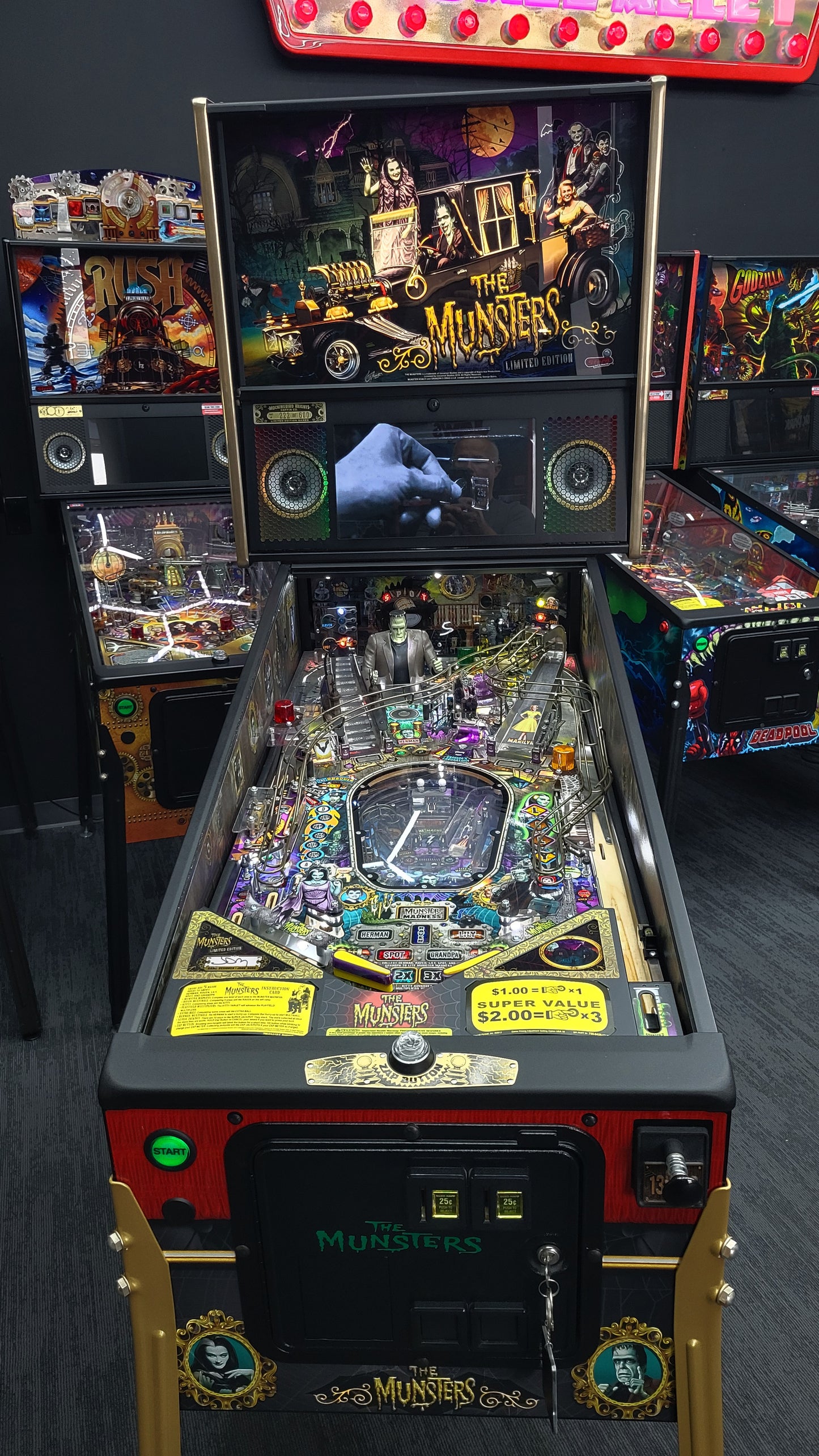 The Munsters LE by Stern