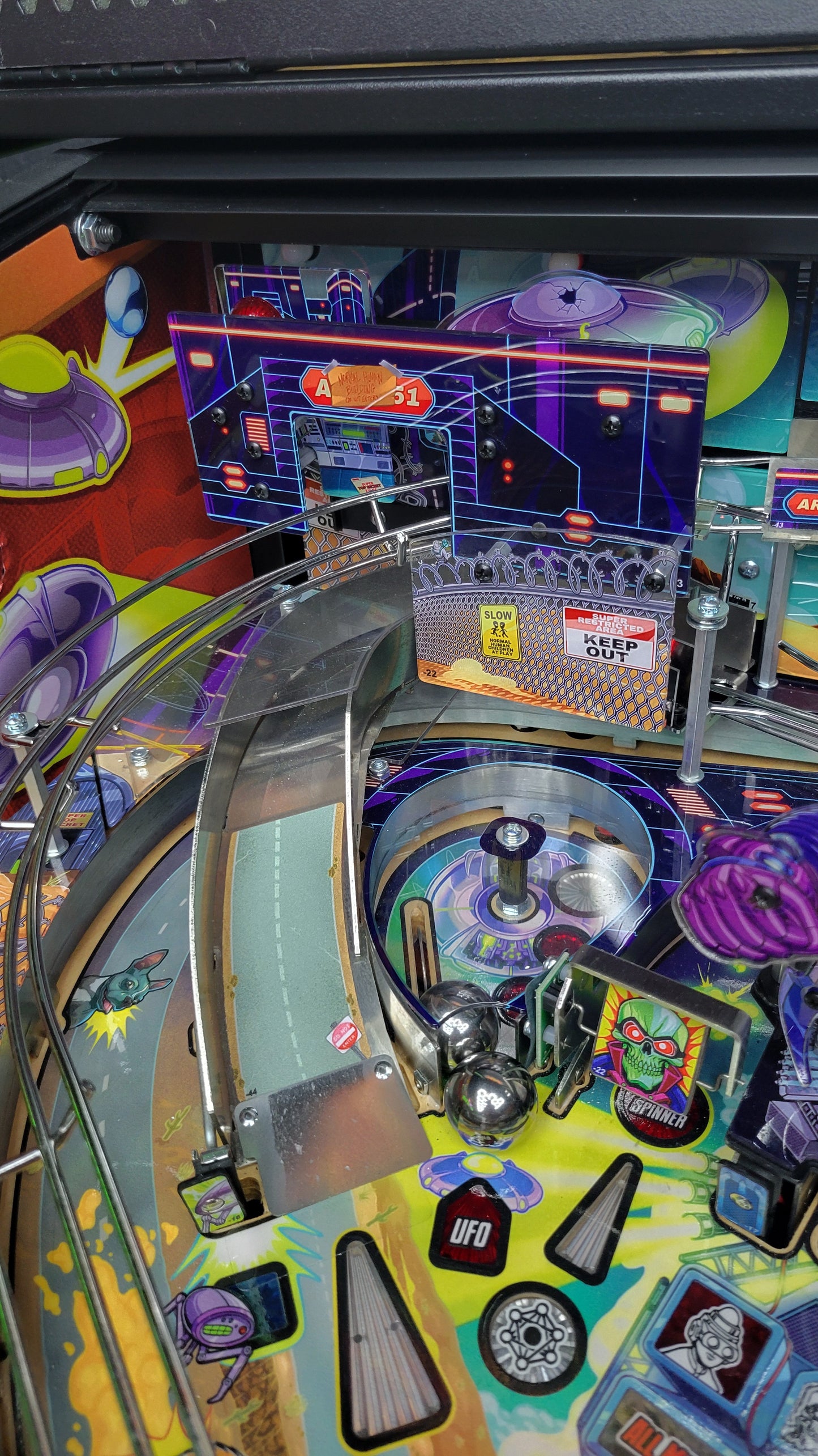 Stern Foo Fighters Pro Pinball