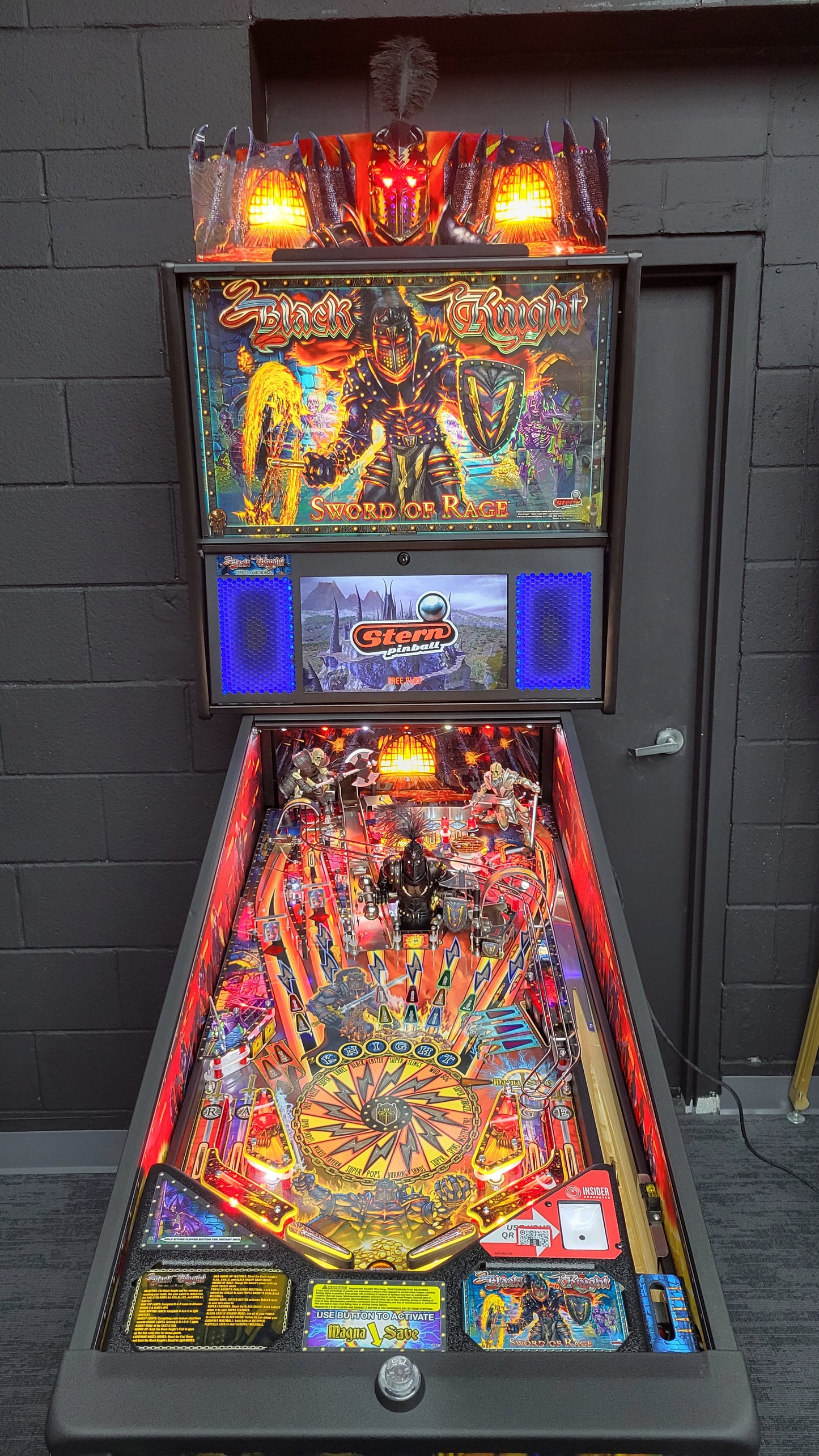 Stern Black Knight Pro Pinball