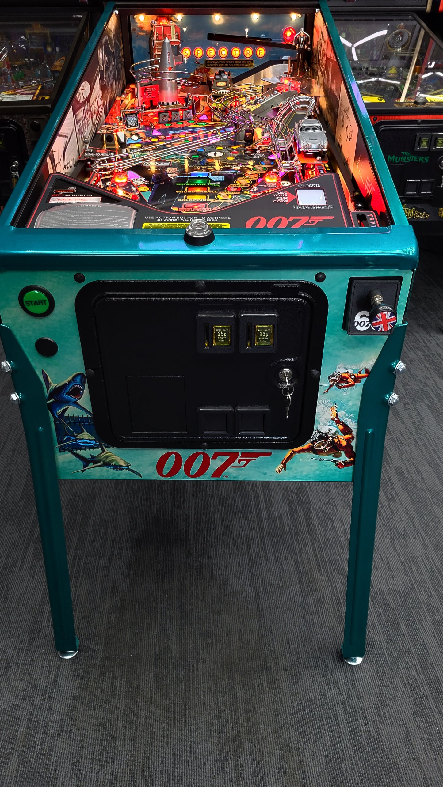 James Bond 007 LE Loaded With Topper