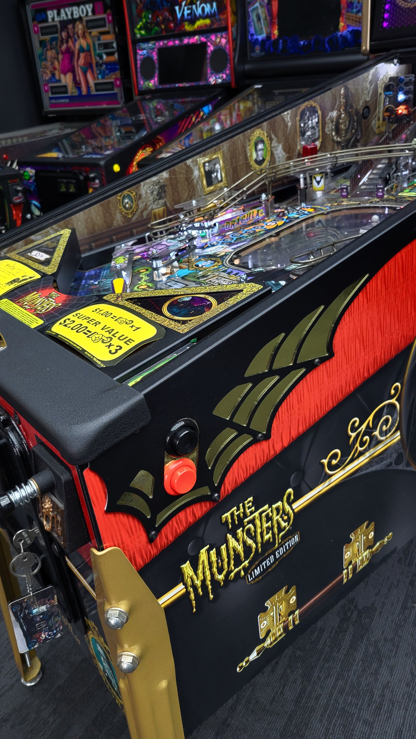 The Munsters LE by Stern