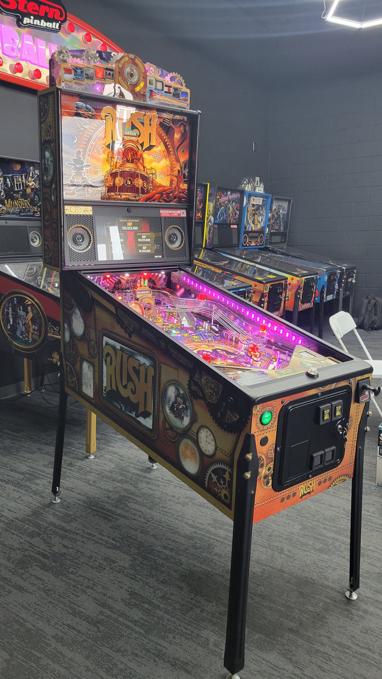 Rush LE Pinball with Stern Official Topper HUO