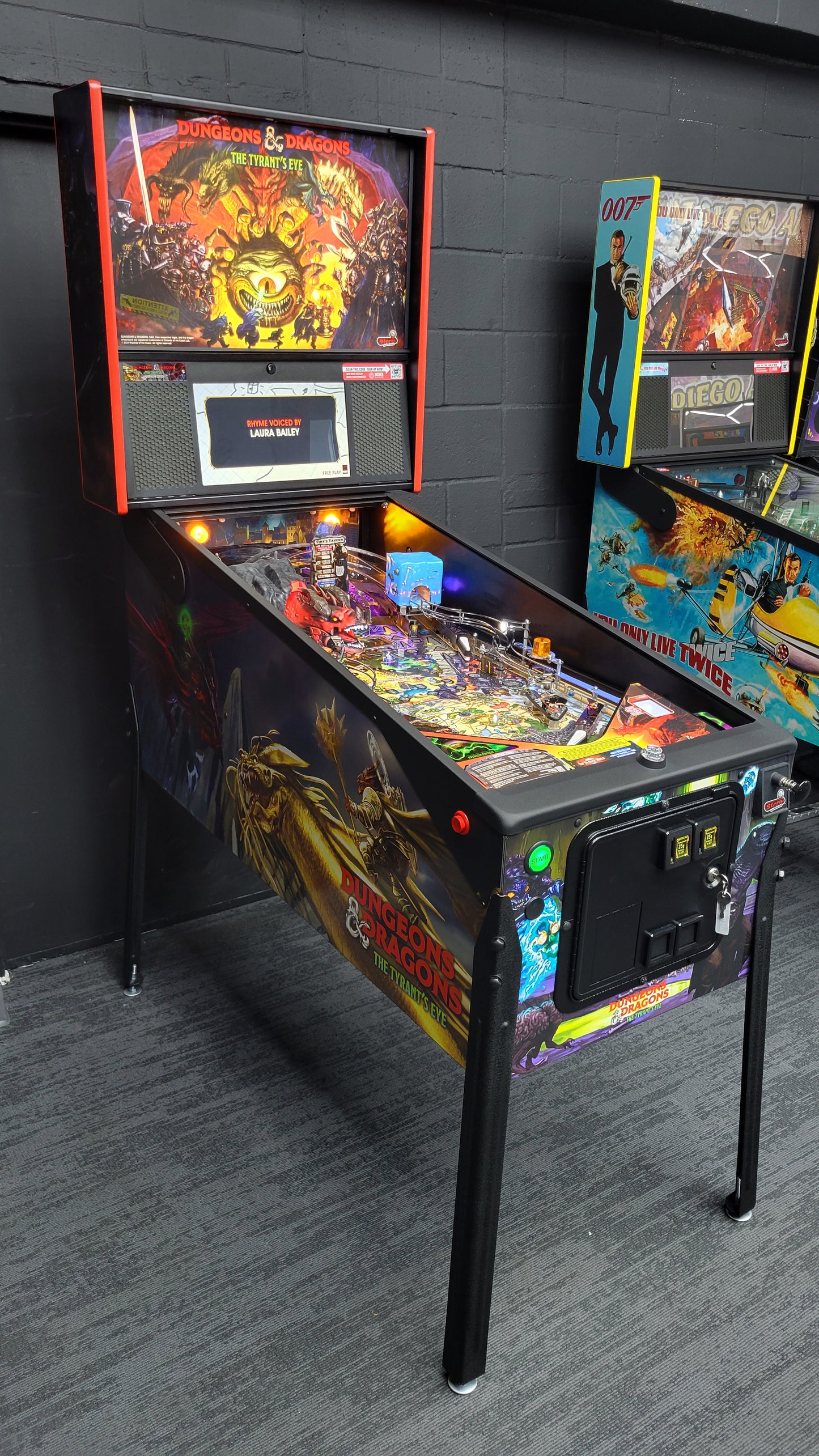 HUO Dungeons & Dragons The Tyrant's Eye Pinball