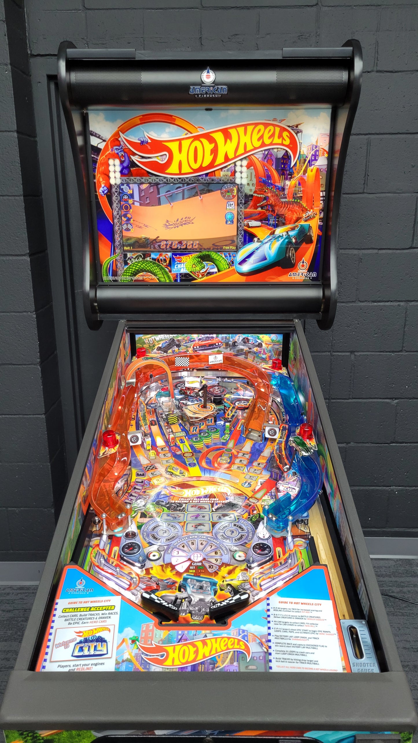 Hot Wheels Deluxe Pinball by American Pinball
