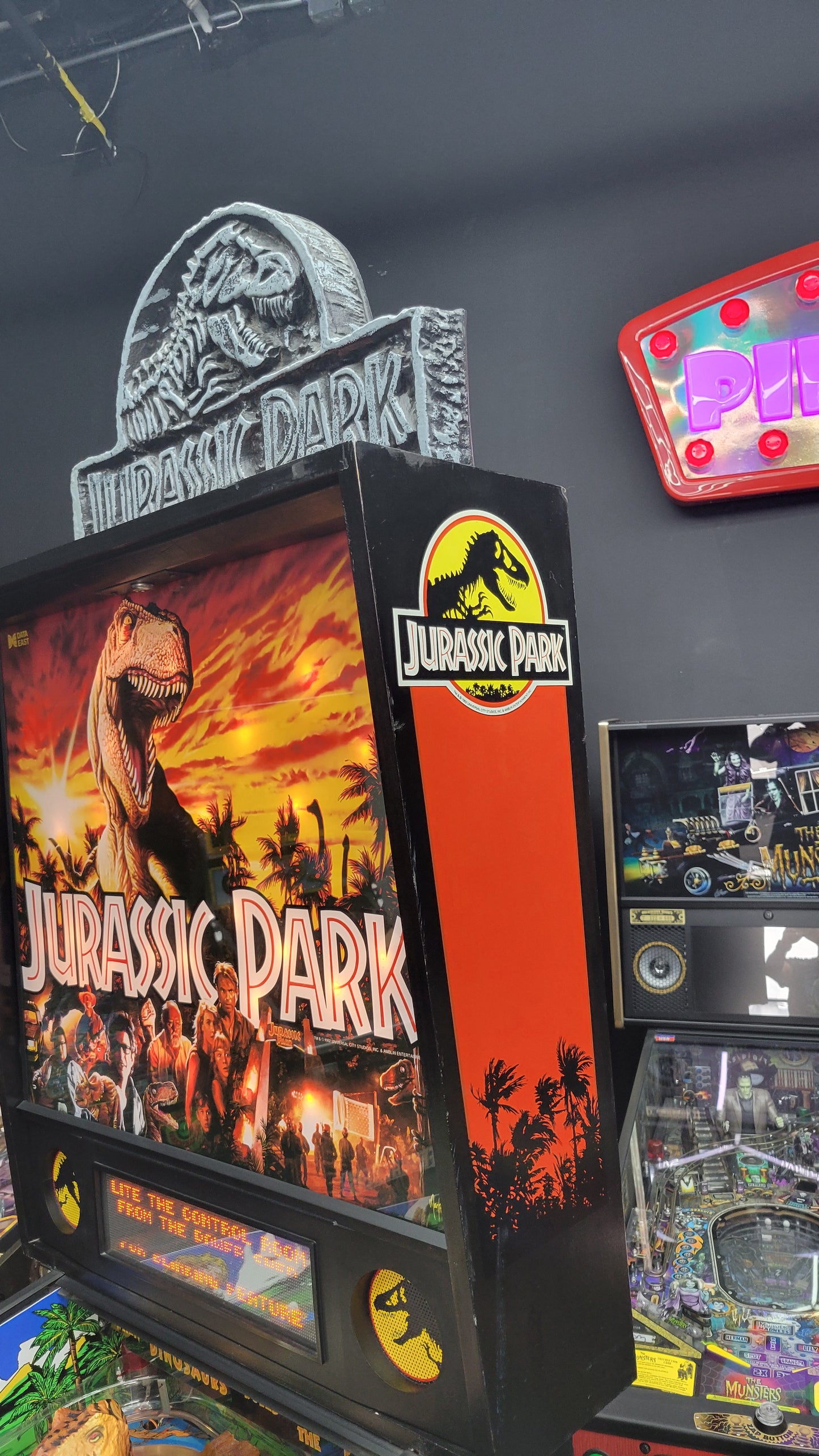 Jurassic Park Pinball by Data East