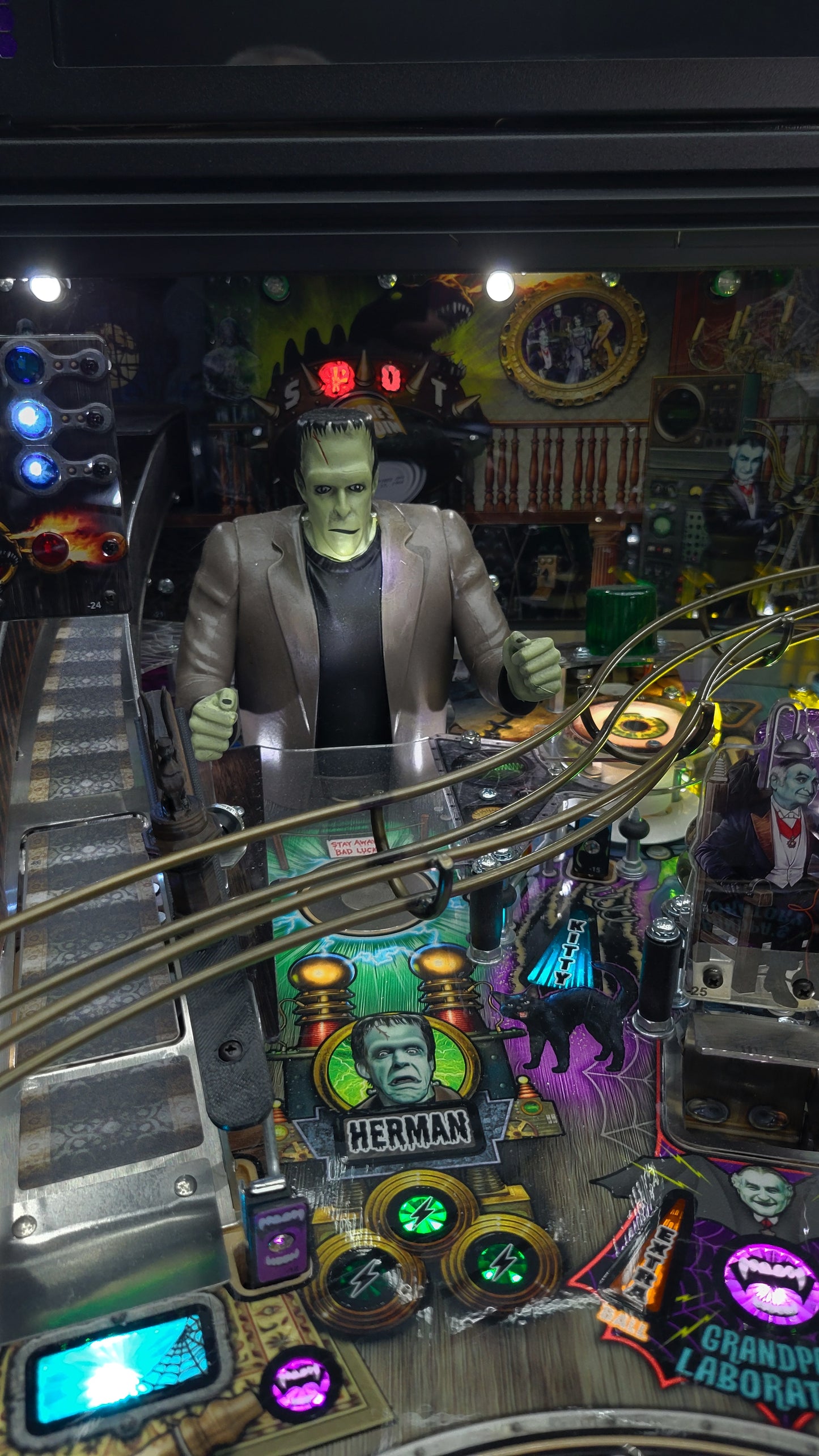 The Munsters LE by Stern