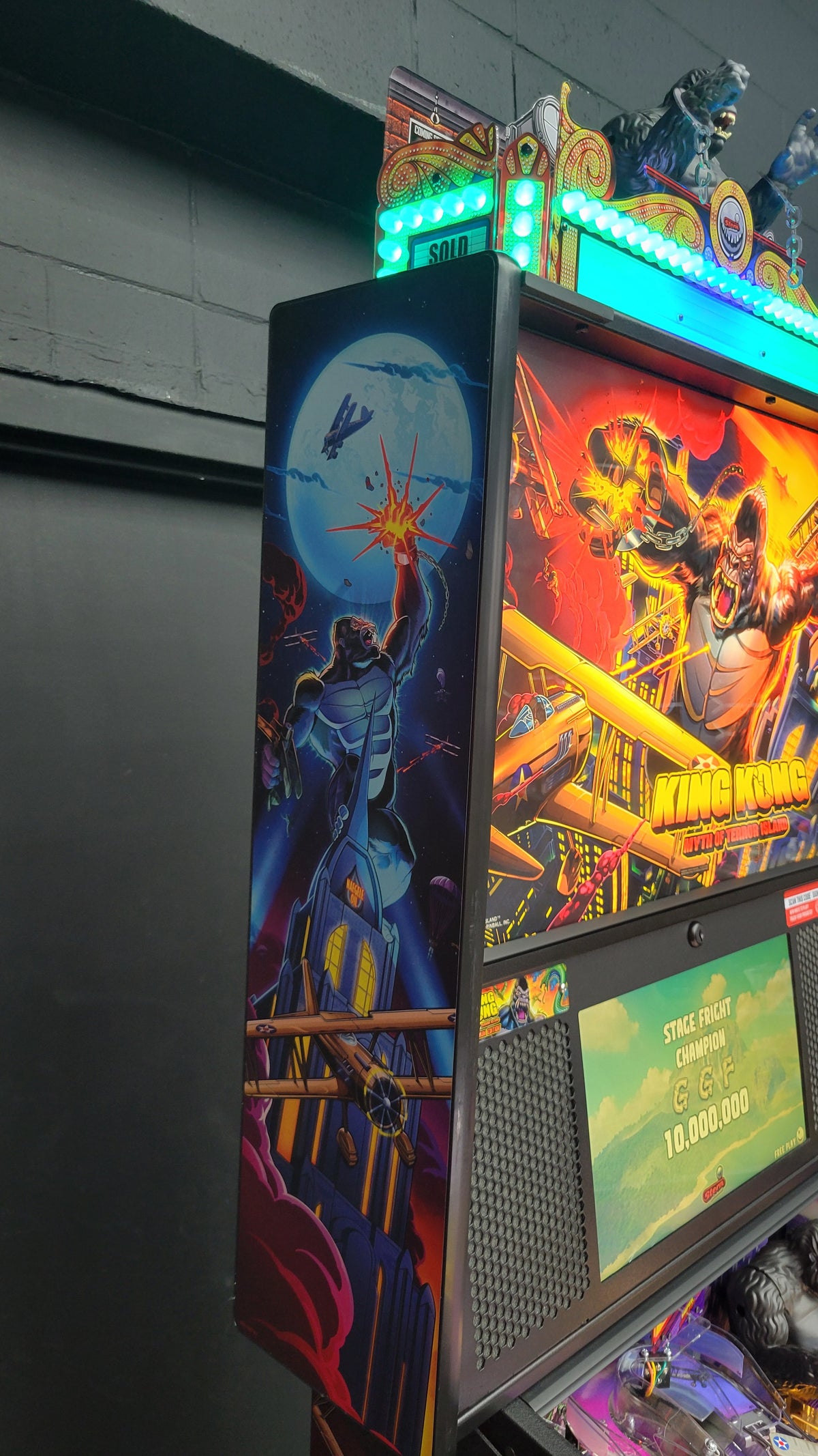 Stern King Kong Premium Pinball HUO
