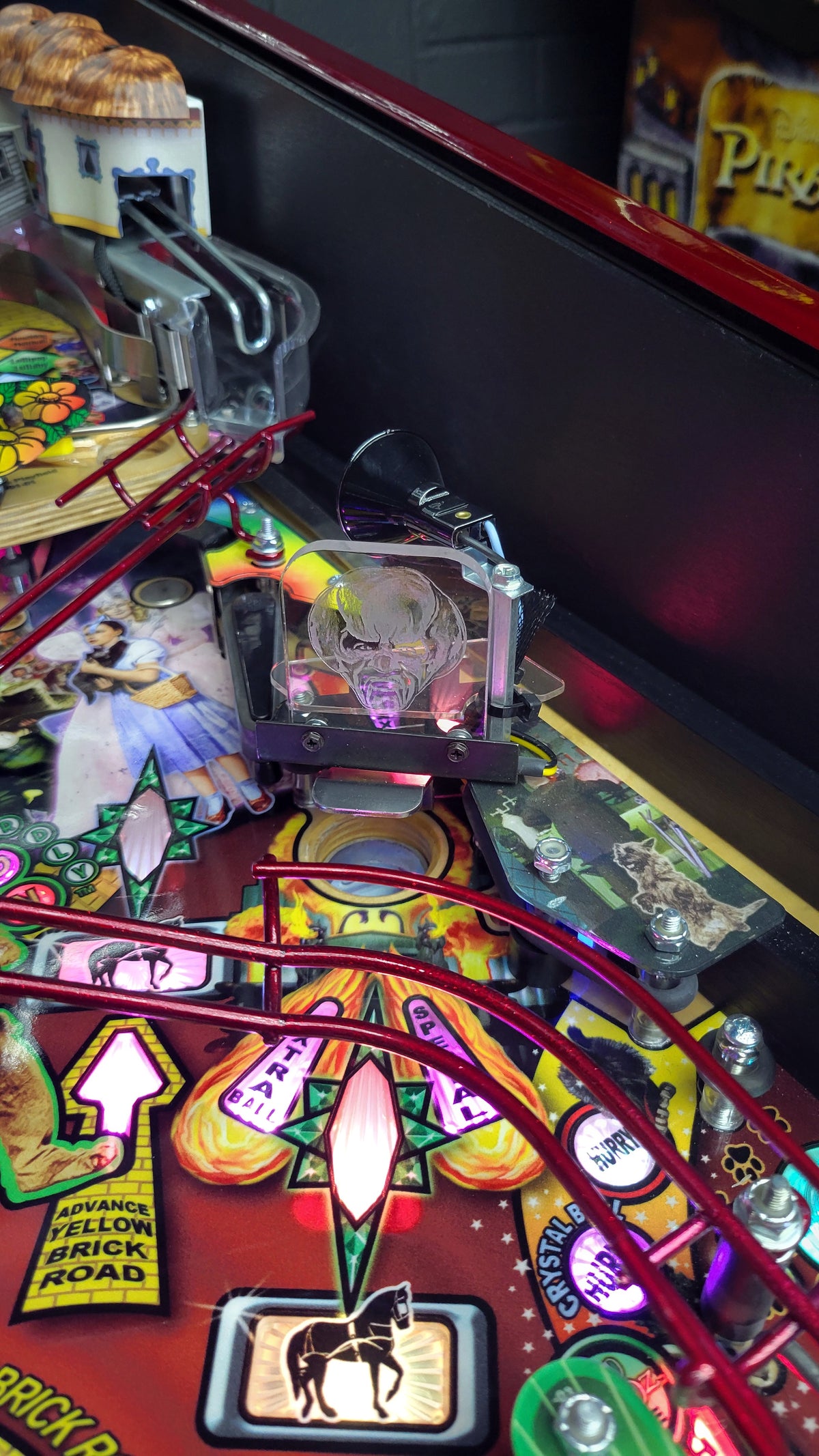 Wizard Of Oz 75th Anniversary Edition by Jersey Jack Pinball HUO