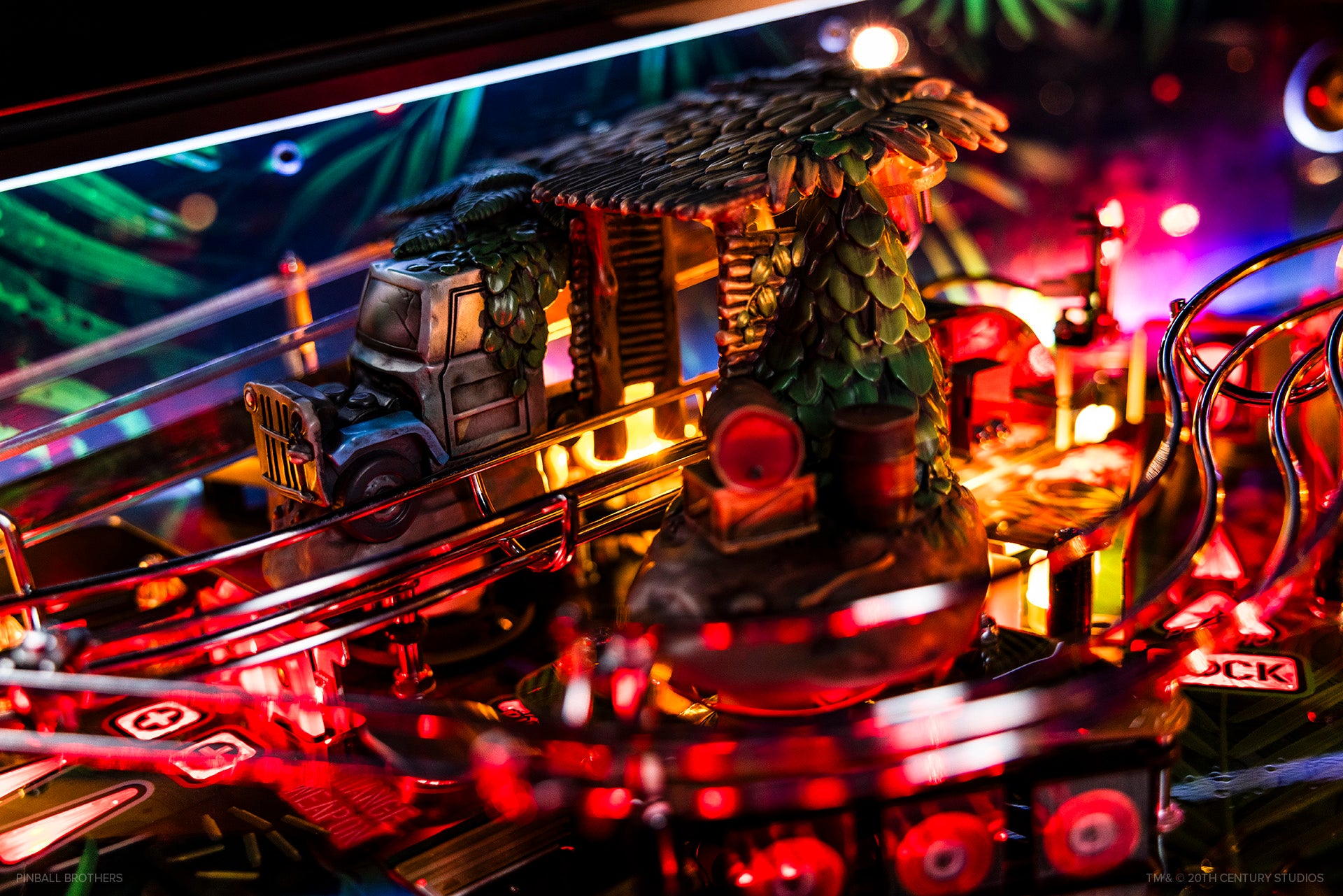 Predator Pinball Machine - Trophy Edition (READY to SHIP)