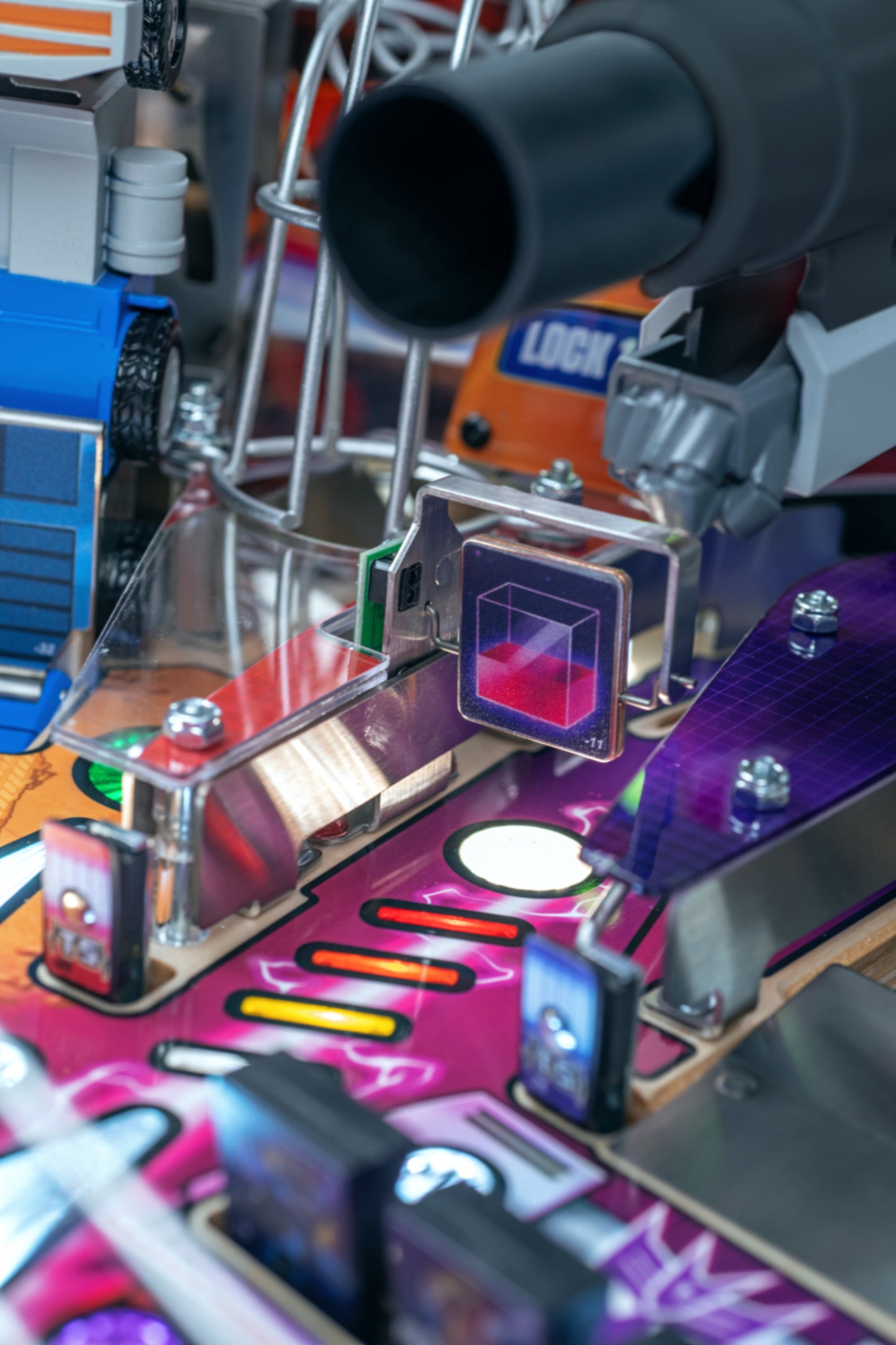 TRANSFORMERS: More Than Meets the Eye Pro