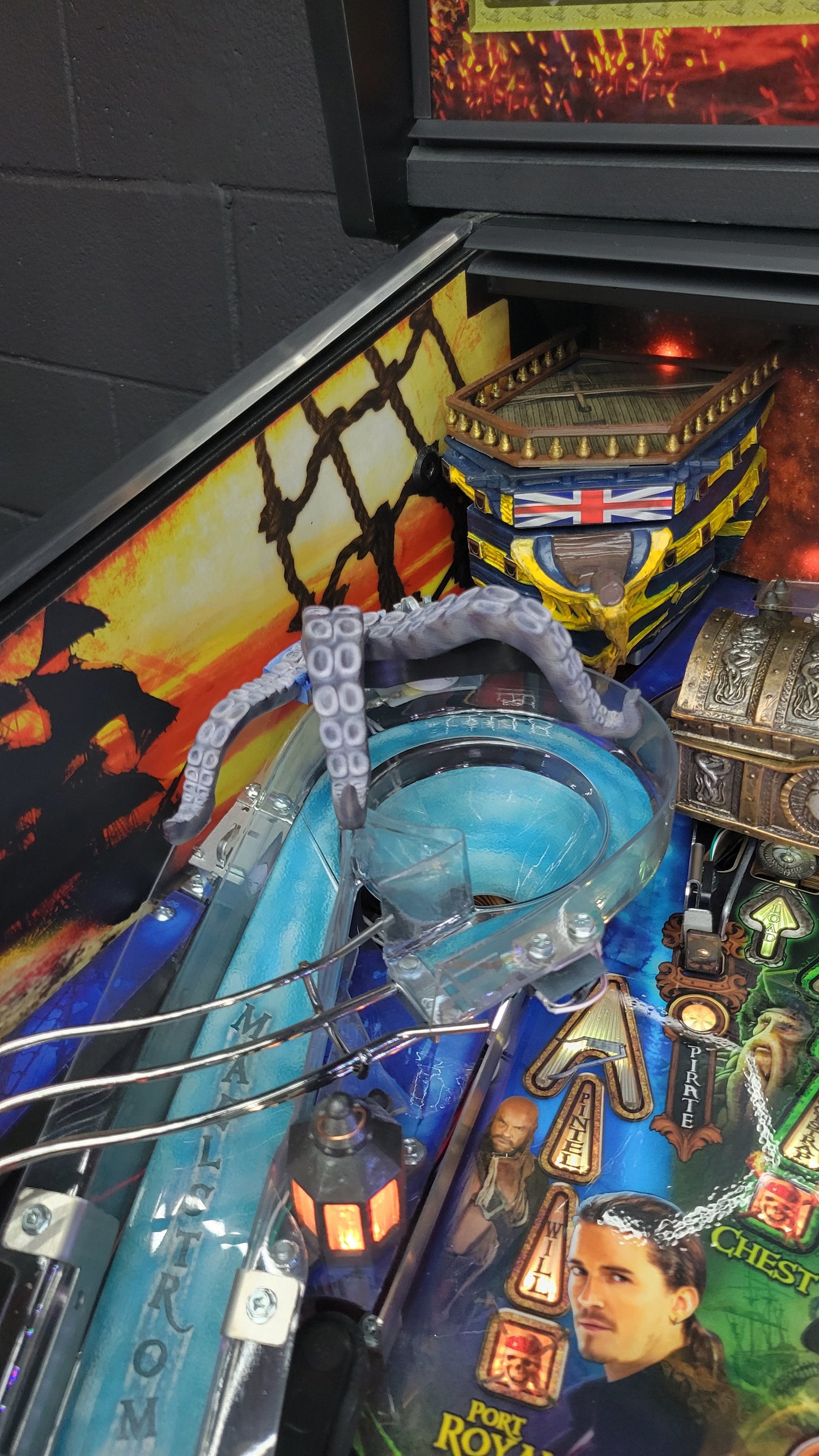 Pirates Of The Caribbean by Jersey Jack Pinball HUO