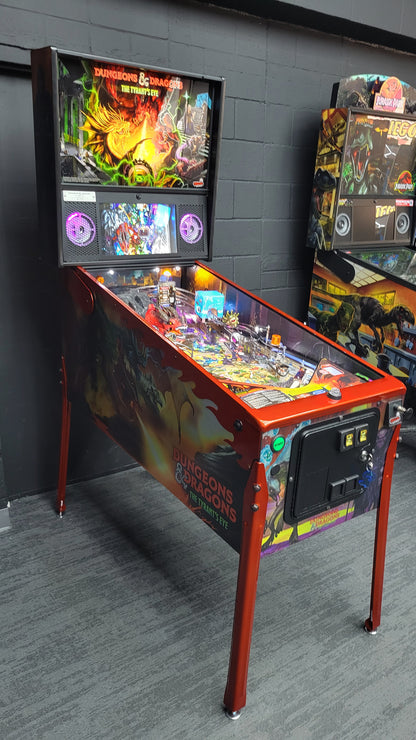 Stern Dungeon & Dragons The Tyrants Eve LE Pinball HUO