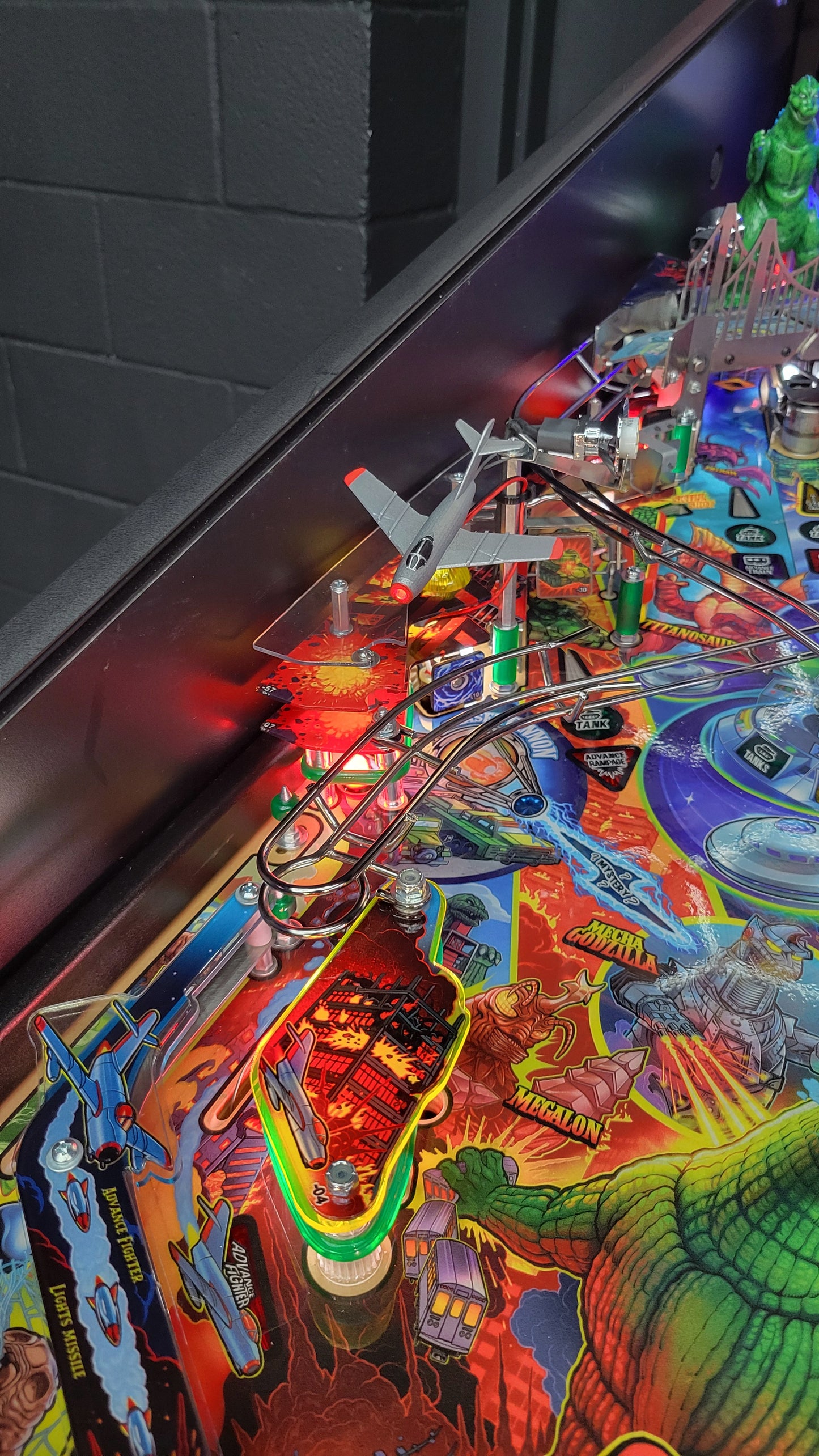 Stern Godzilla Premium Pinball