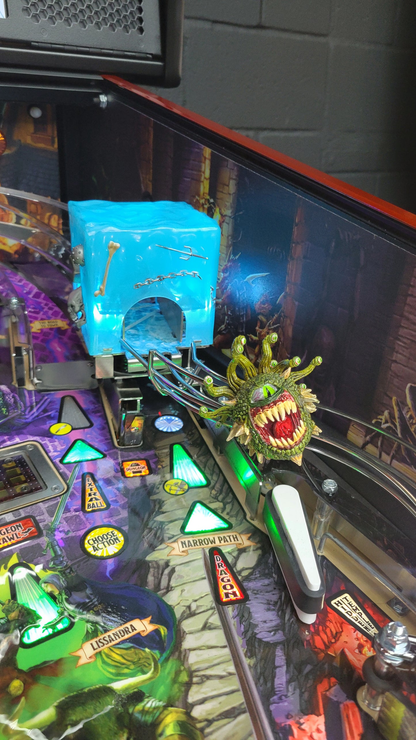 Stern Dungeon & Dragons The Tyrants Eve LE Pinball HUO