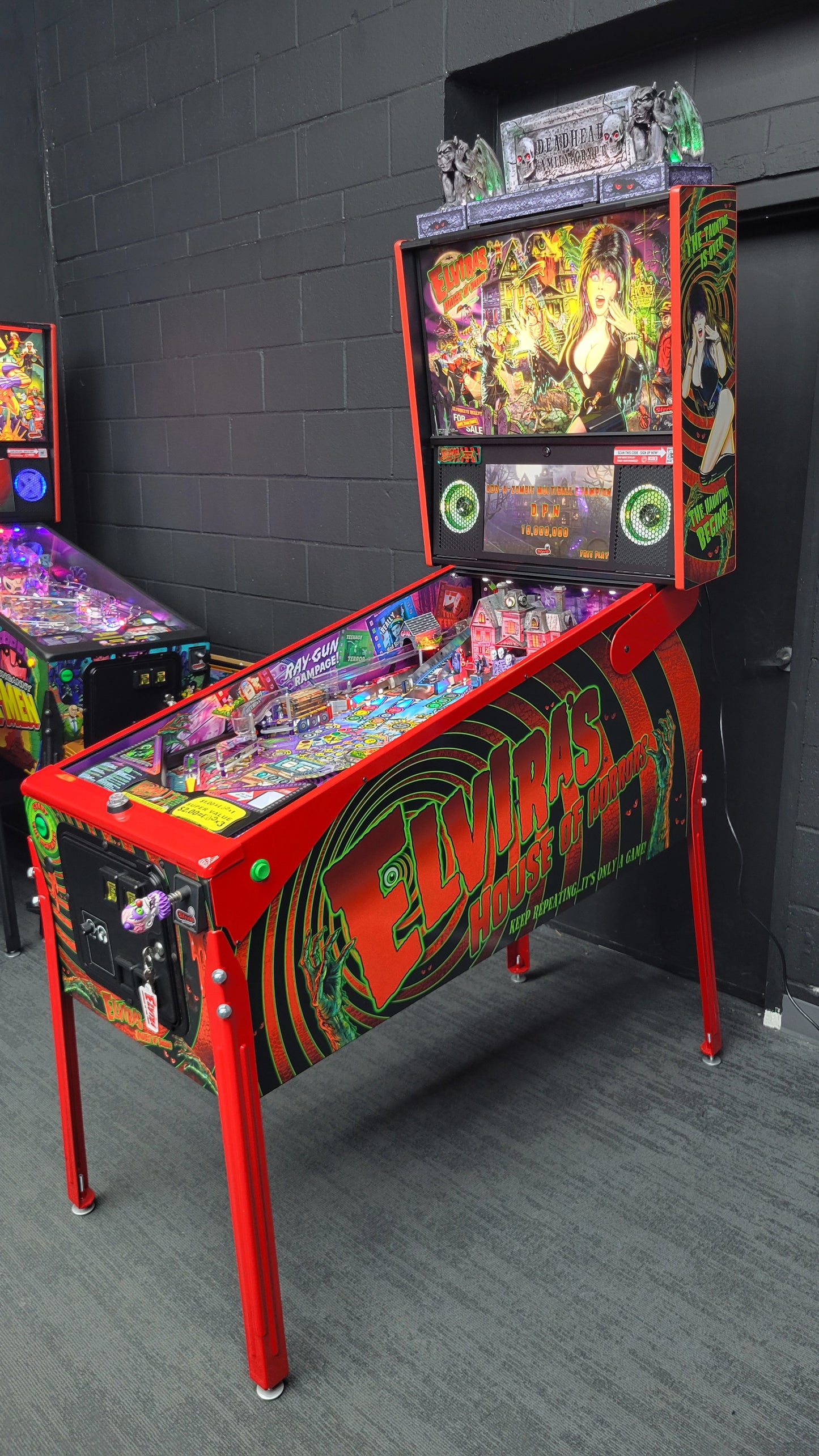 Elvira House of Horrors Premium Custom HUO Pinball Loaded!