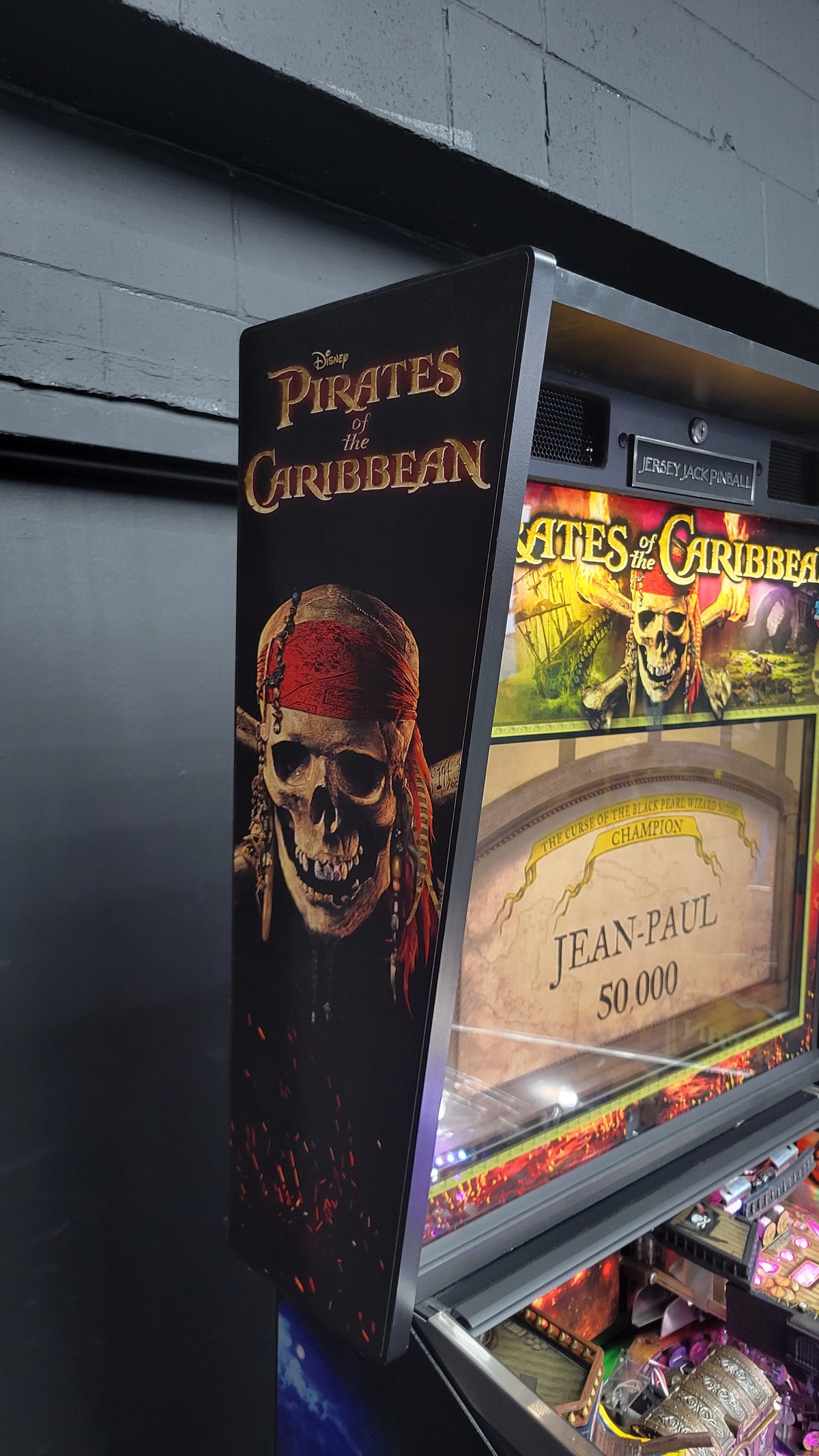 Pirates Of The Caribbean by Jersey Jack Pinball HUO