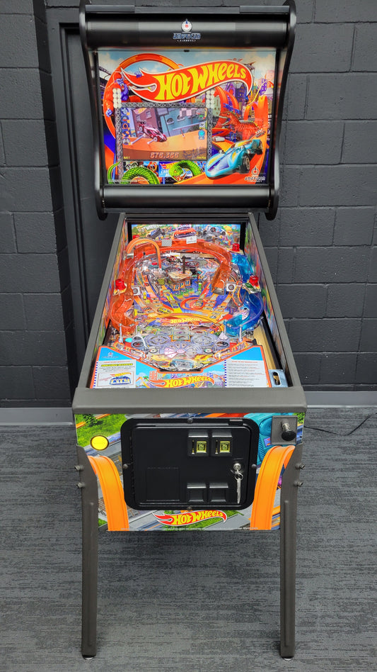 Hot Wheels Deluxe Pinball by American Pinball