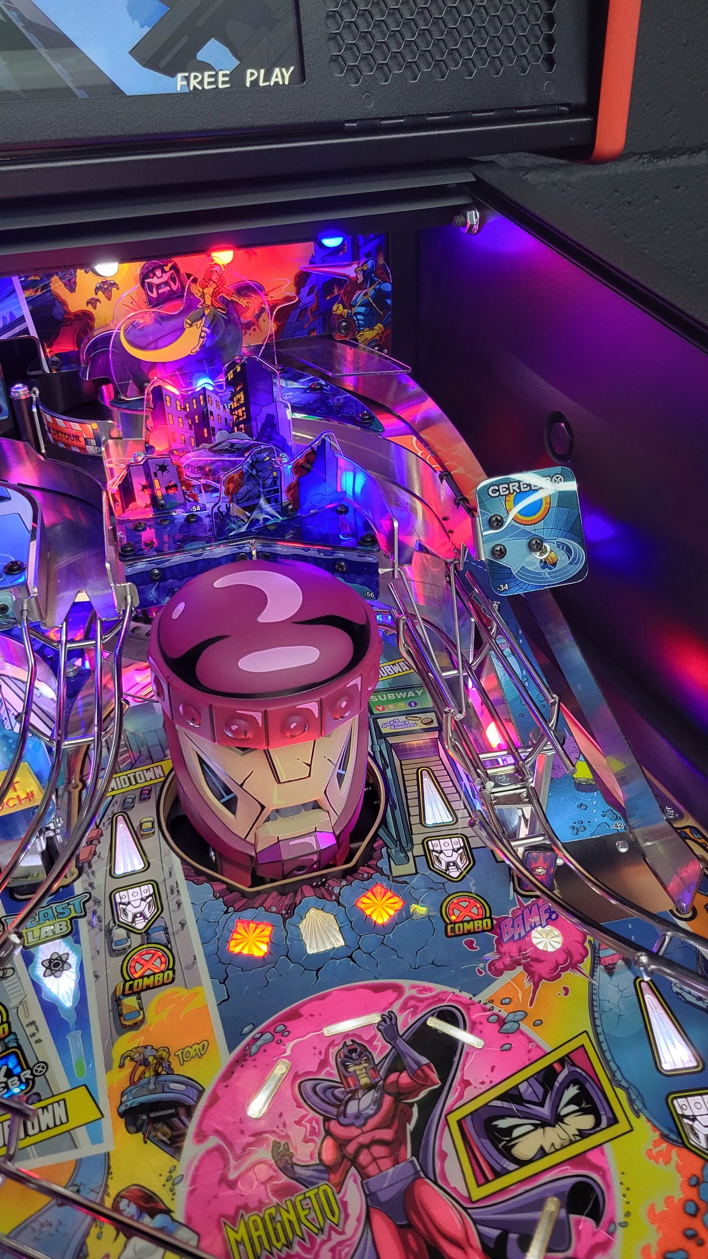 Stern The Uncanny X-Men Pro Pinball HUO