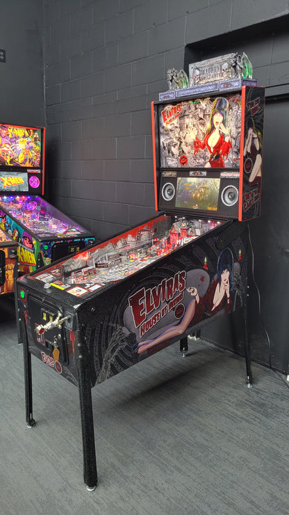 Elvira’s House of Horrors: Blood Red Kiss Edition