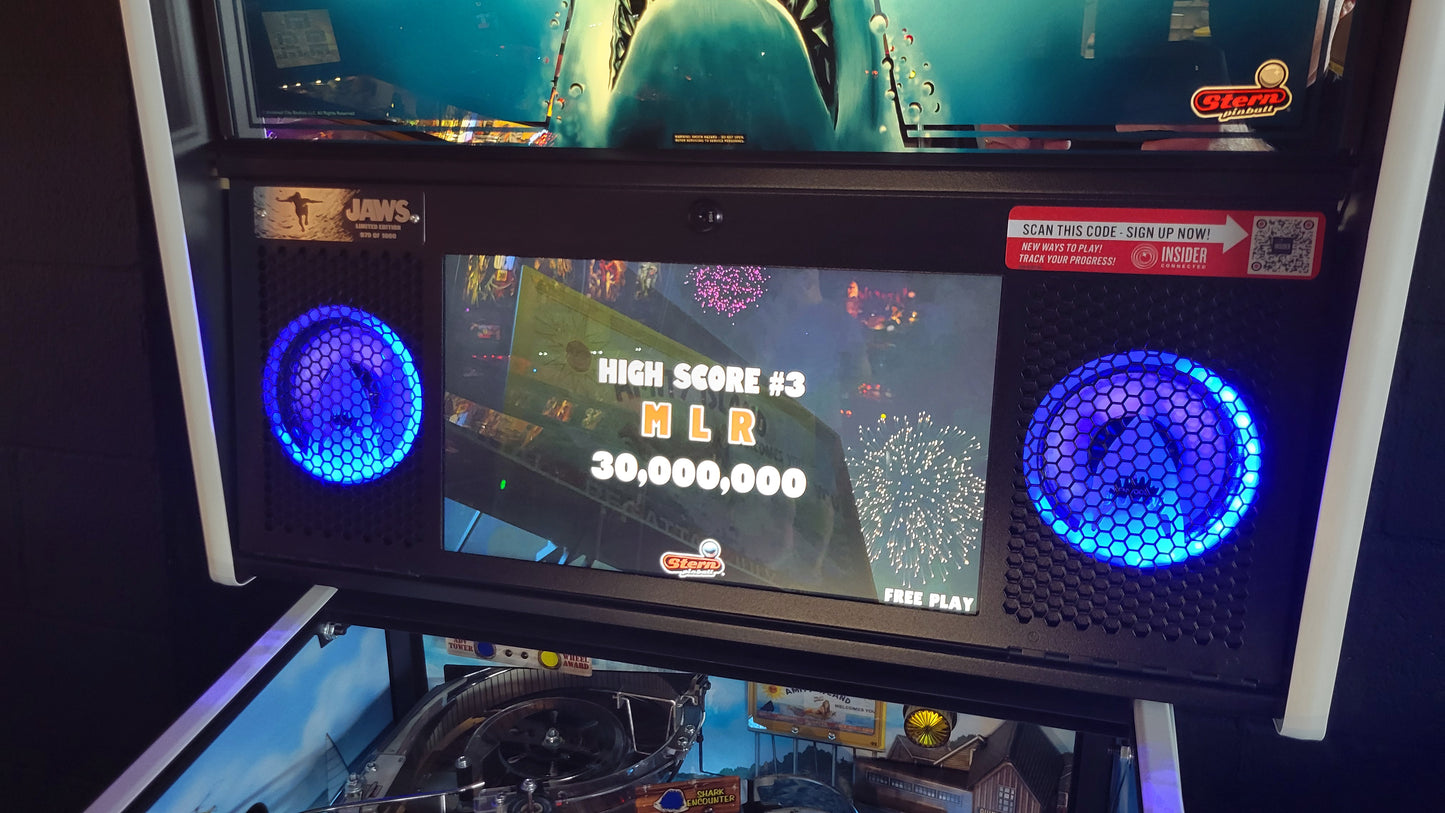 Stern Jaws LE Pinball HUO