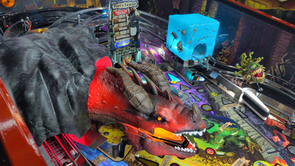 Stern Dungeon & Dragons The Tyrants Eve LE Pinball HUO