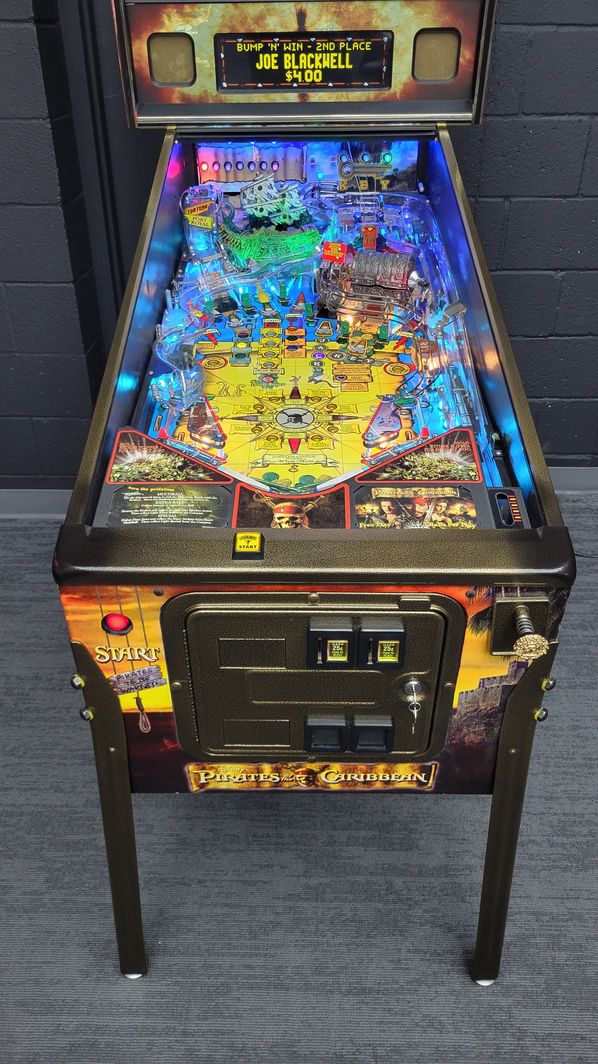Stern Pirates Of Caribbean Pinball HUO