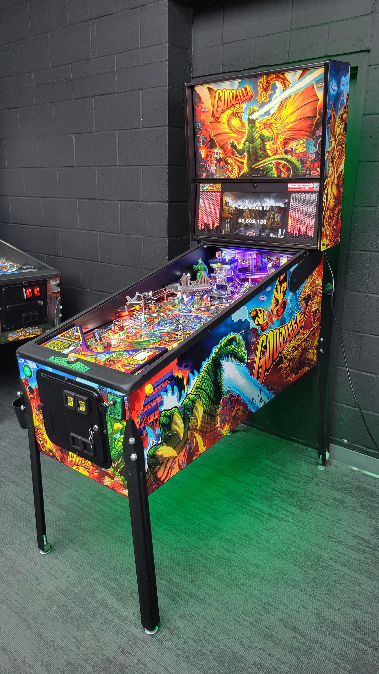 Stern Godzilla Premium Pinball