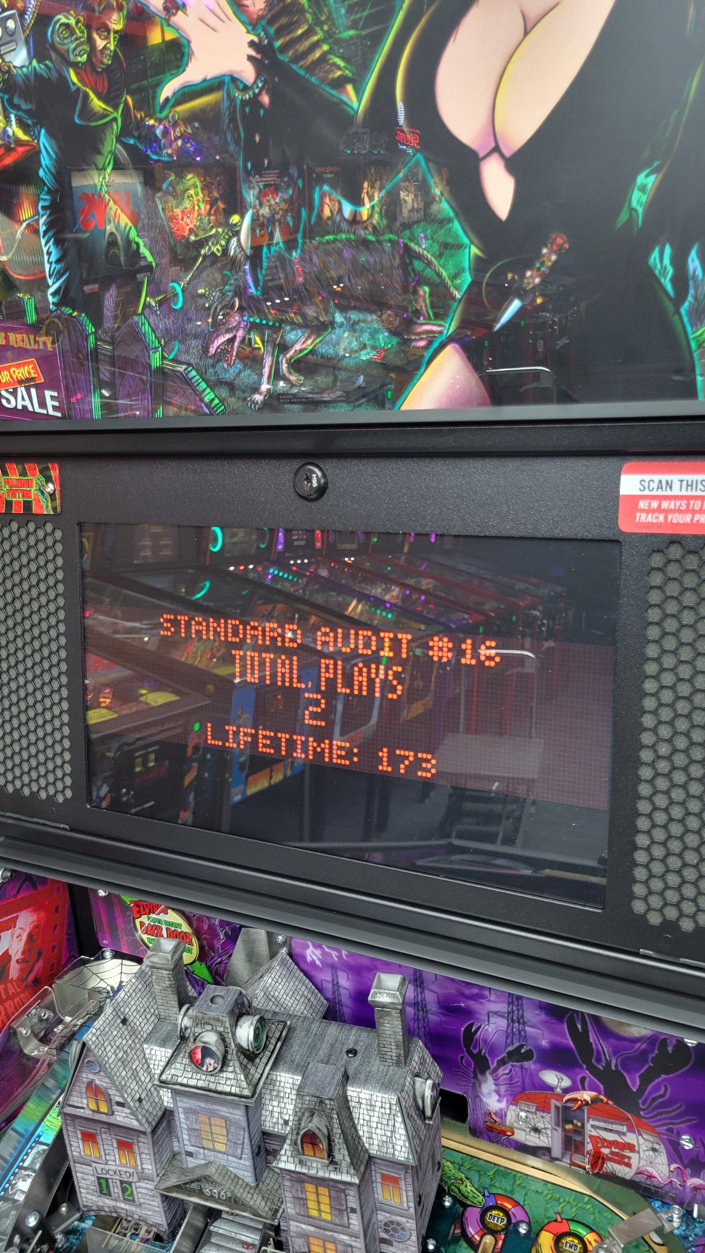 Stern Elvira’s House Of Horrors Premium Pinball HUO
