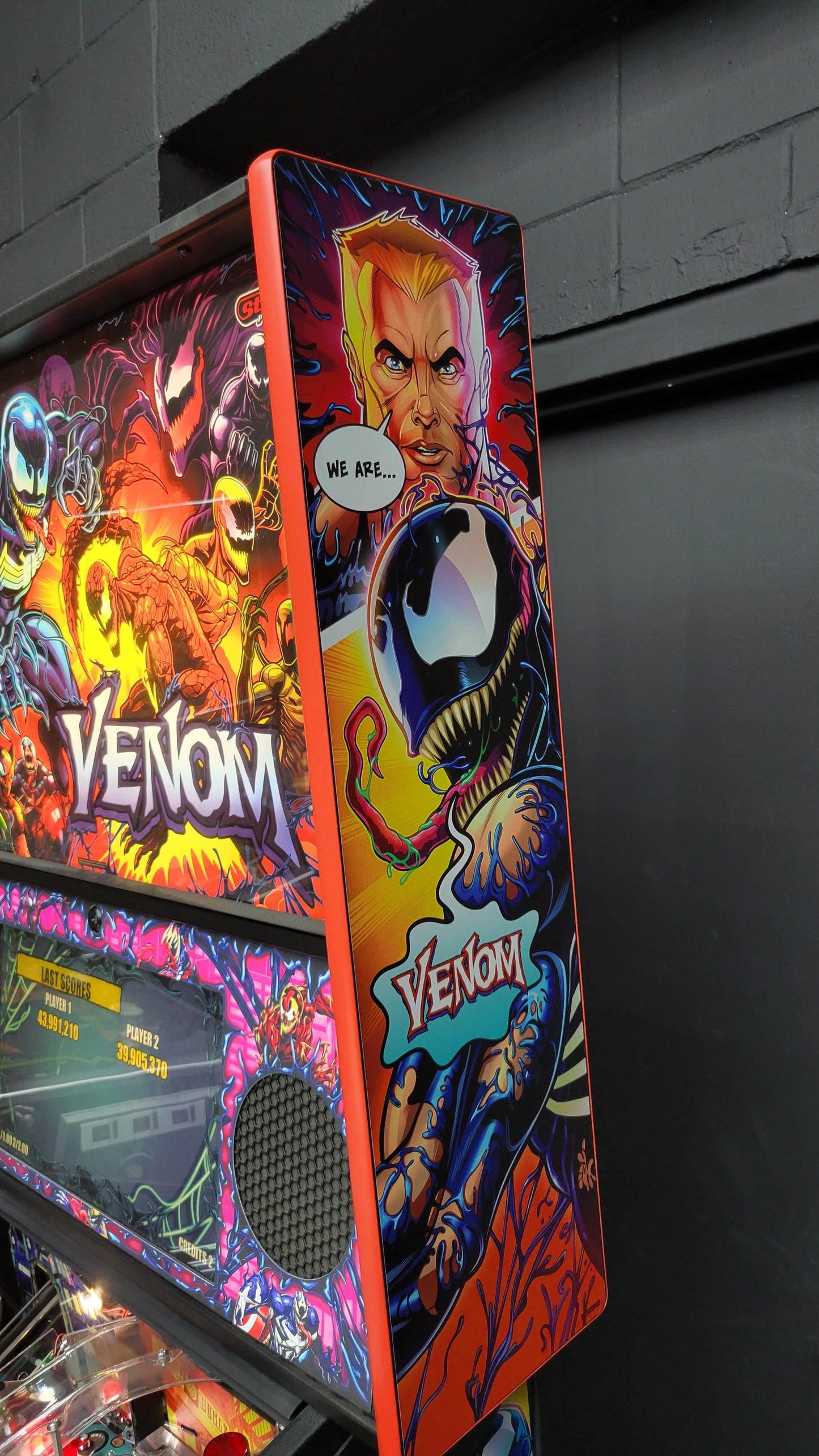 Venom Premium Pinball Machine
