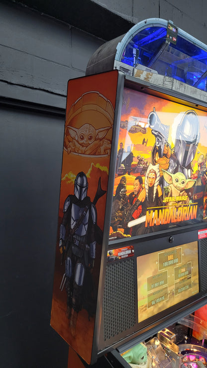 Stern Mandalorian Pro Pinball with Topper
