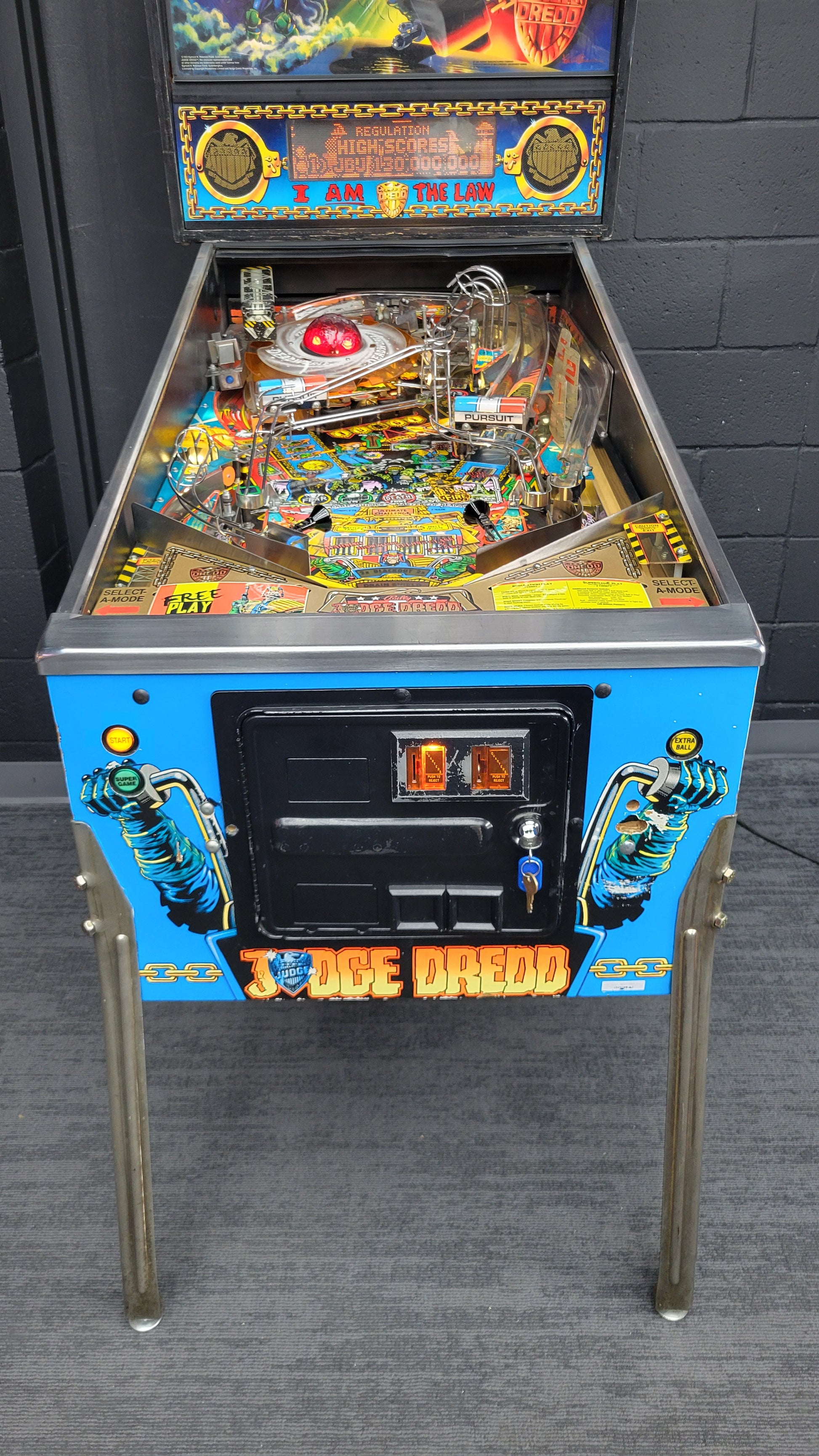 Bally Judge Dredd Pinball