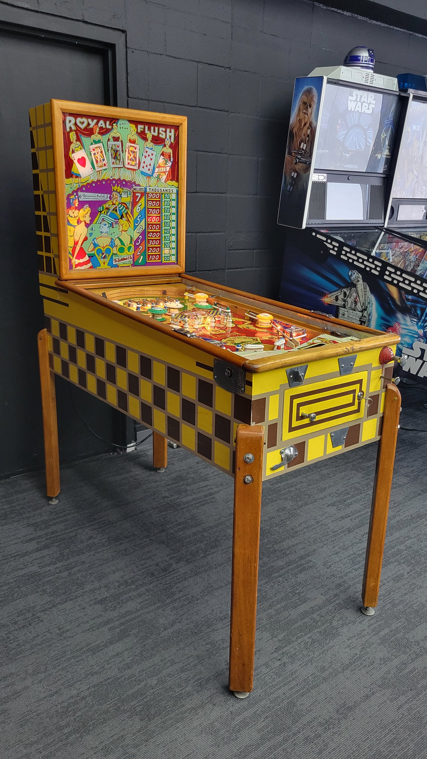 Gottlieb 1957 Royal Flush Vintage Pinball