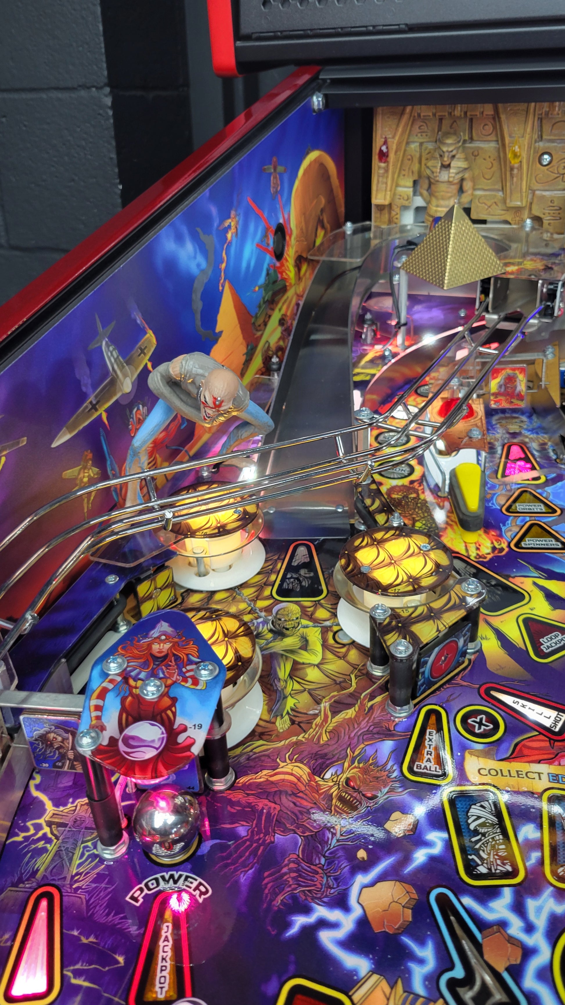 Stern Iron Maiden LE Pinball