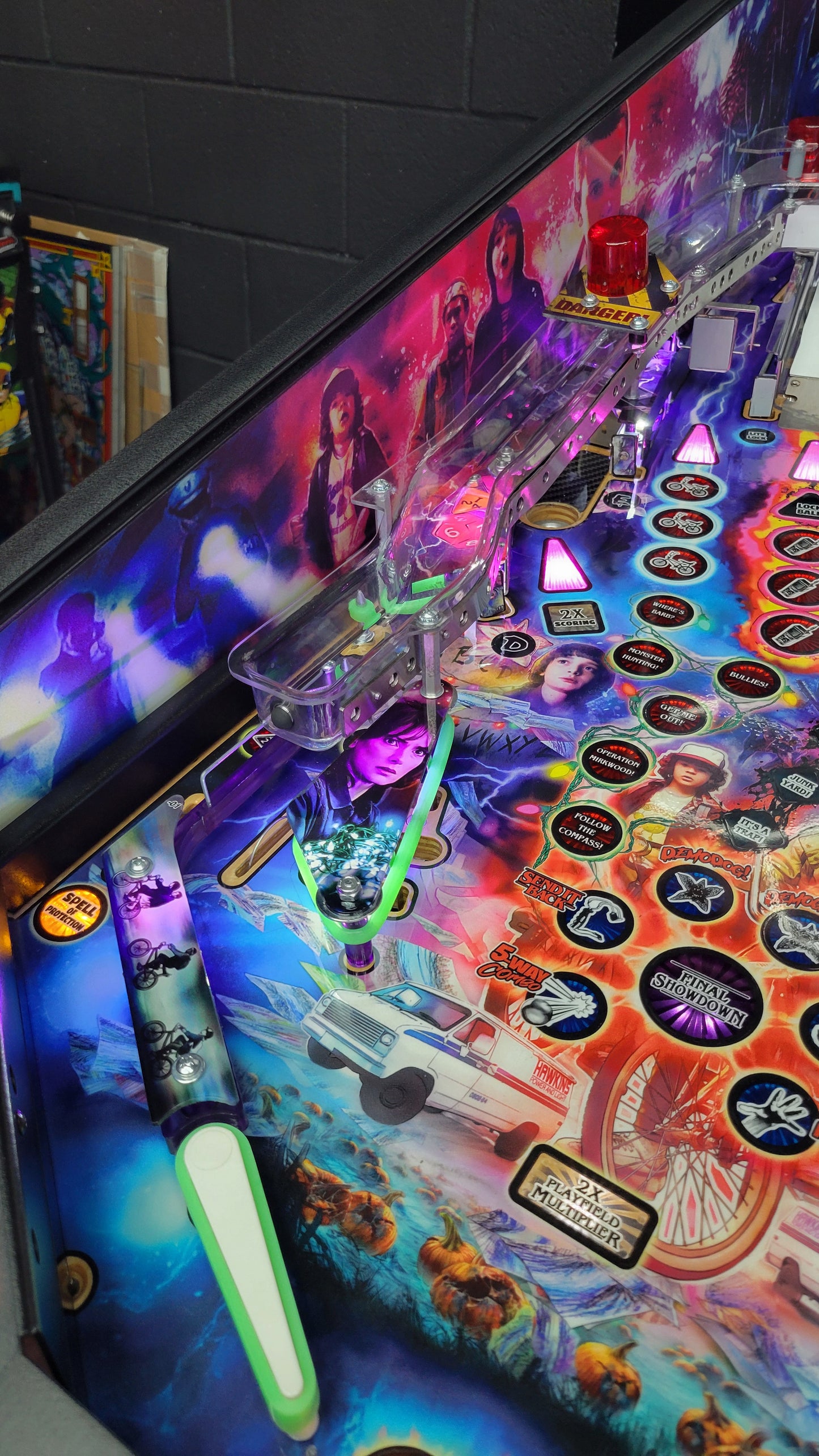 Stranger Things Premium Pinball