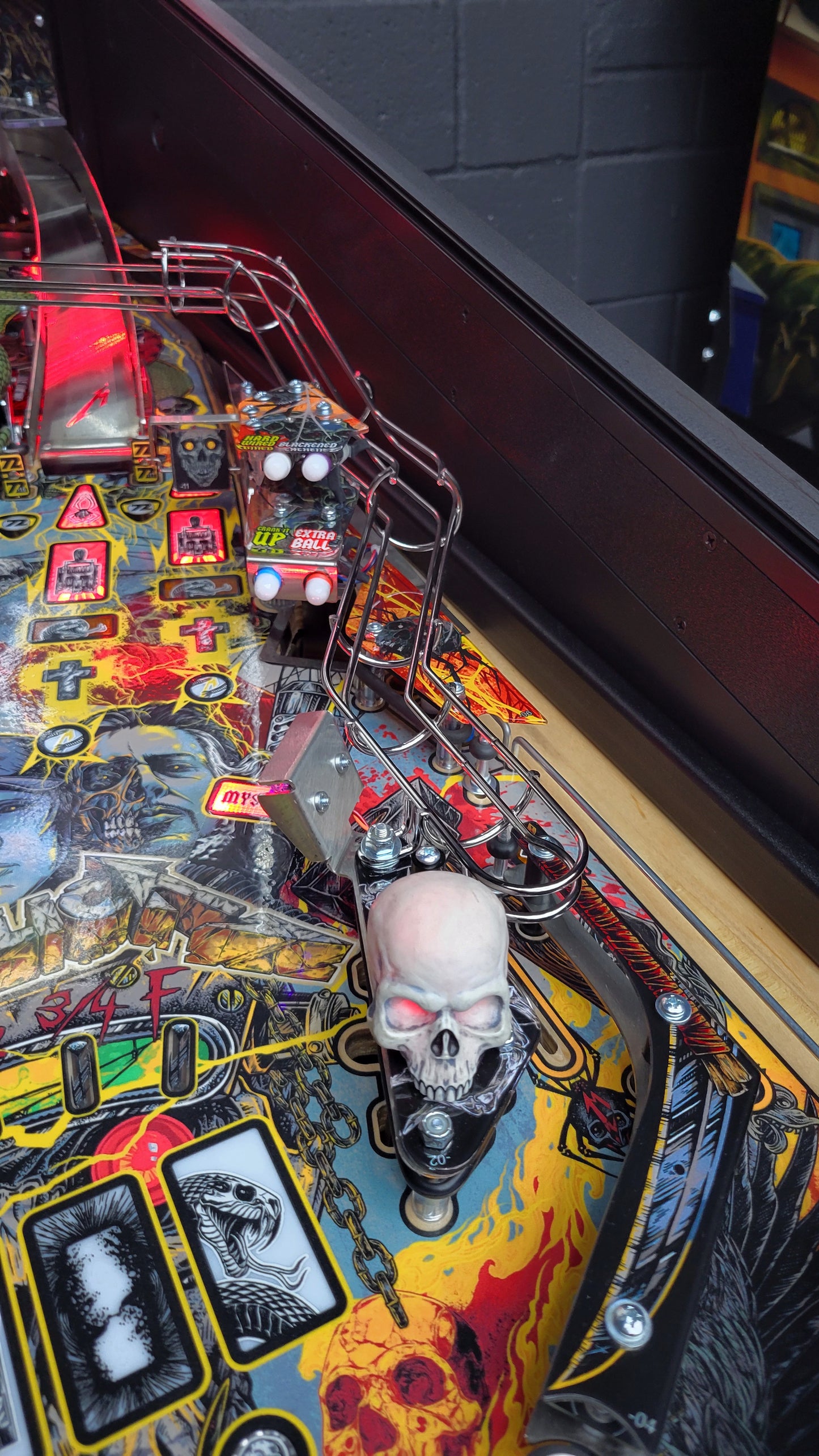 Stern Metallica Remastered Premium Pinball