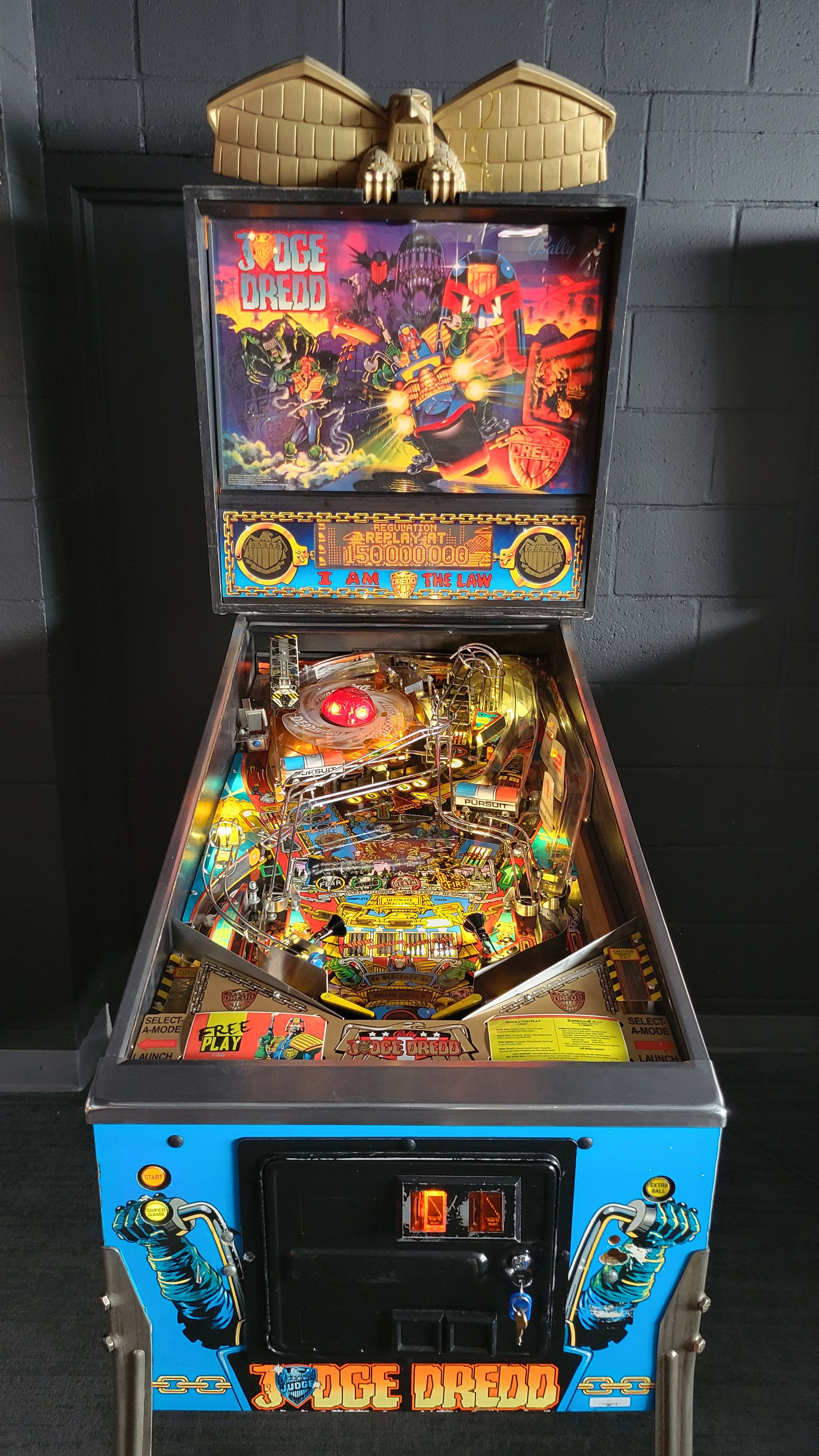 Bally Judge Dredd Pinball