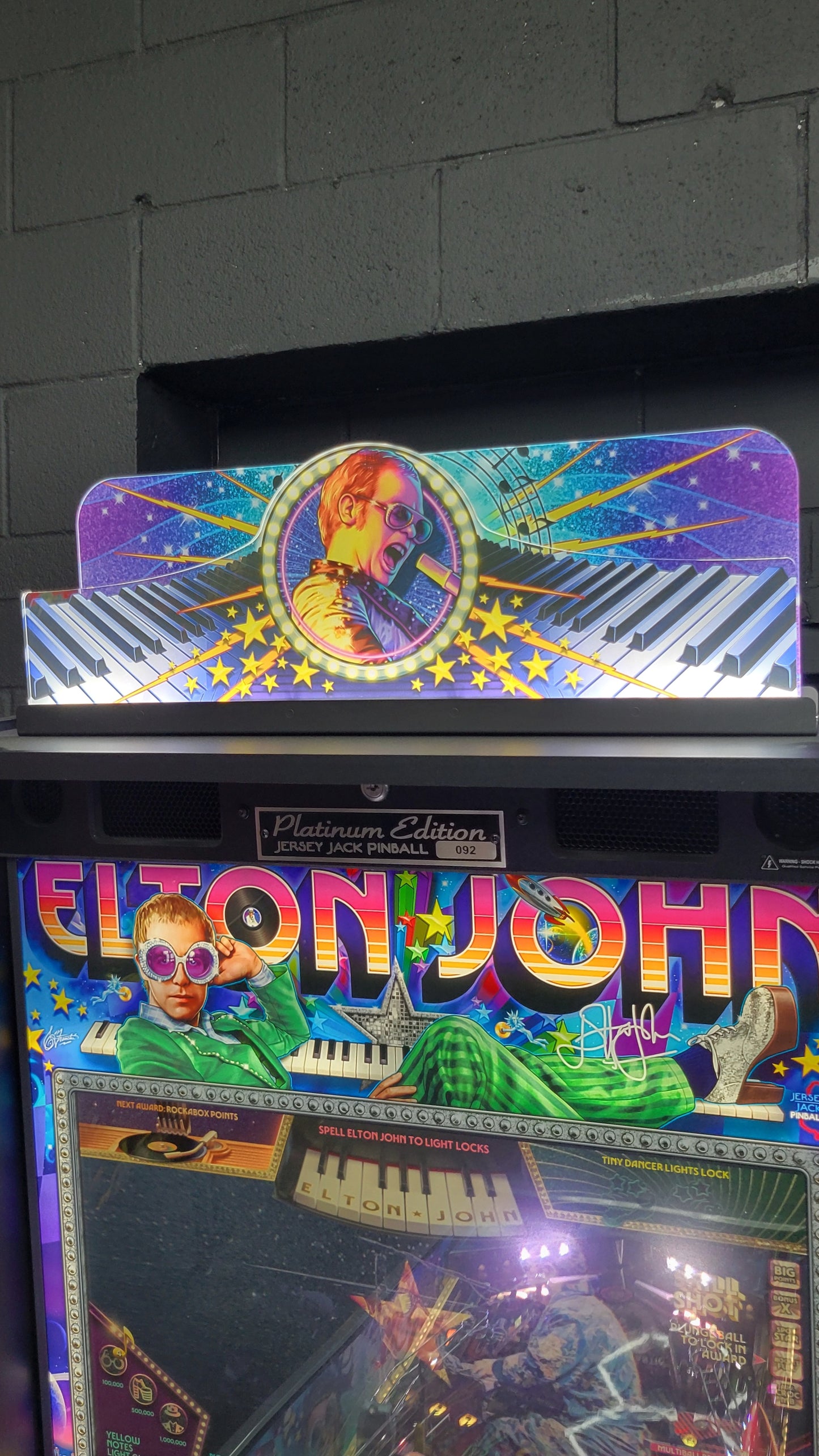 JJP Elton John Platinum Pinball HU0