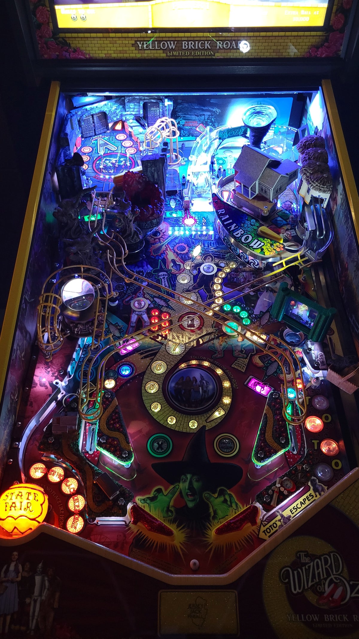 Wizard Of Oz Yellow Brick Road Edition HUO by Jersey Jack Pinball